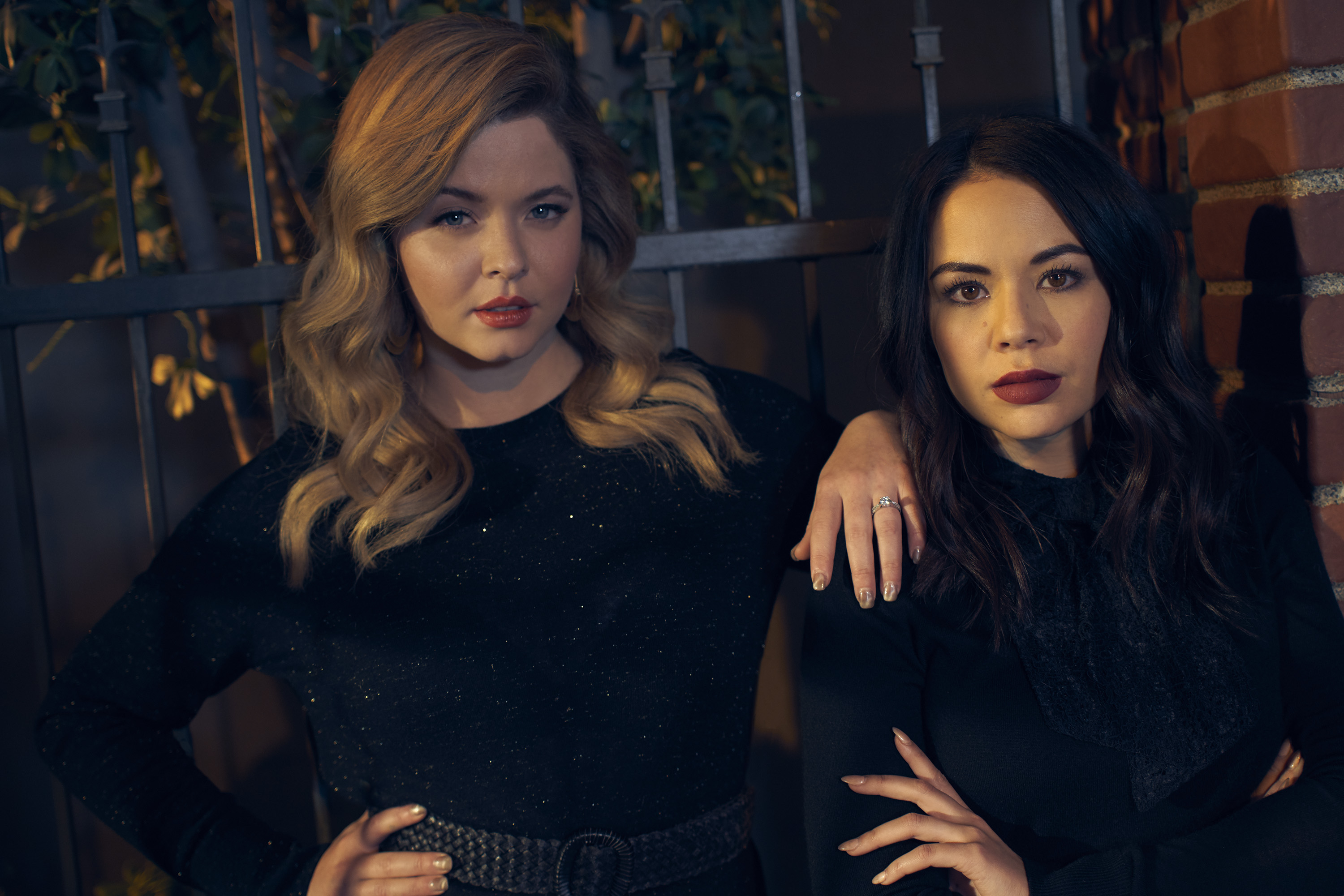 3000x2001 Pretty Little Liars: The Perfectionists HD Wallpaper