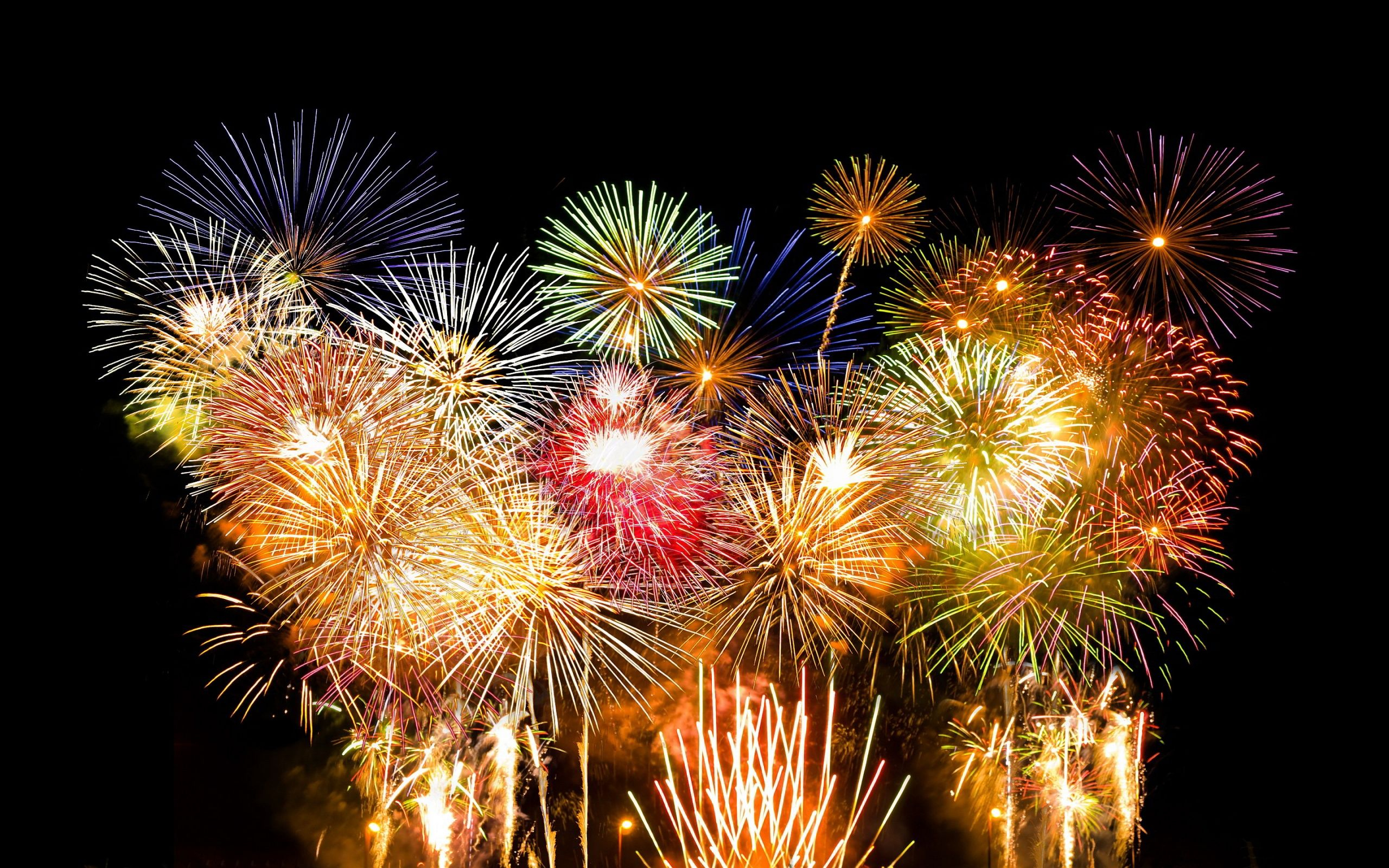 2560x1600 Best HD Happy New Year 2019 Fireworks Wallpapers | TechBeasts