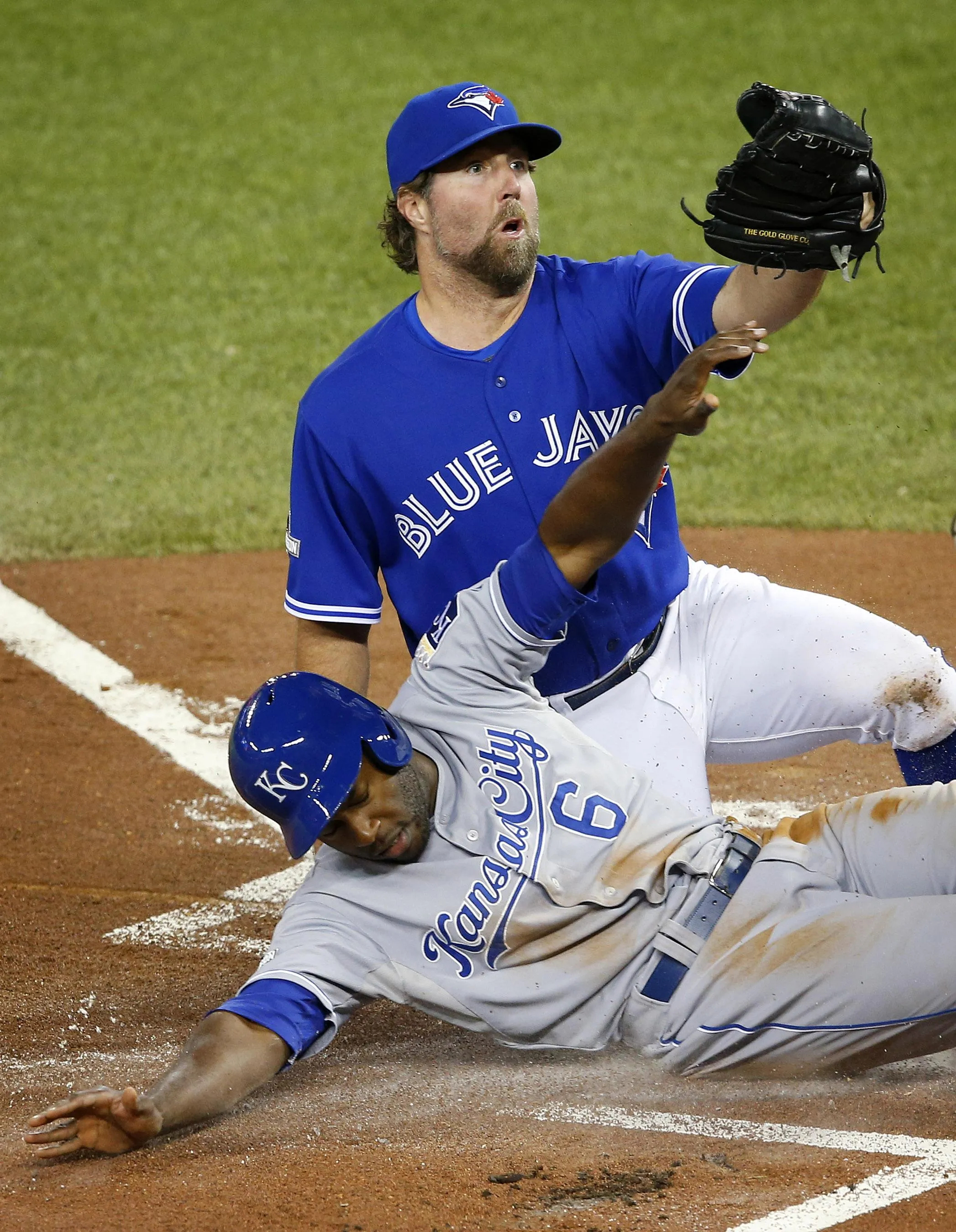 2094x2698 Royals rout Blue Jays, 1 win from World Series retur