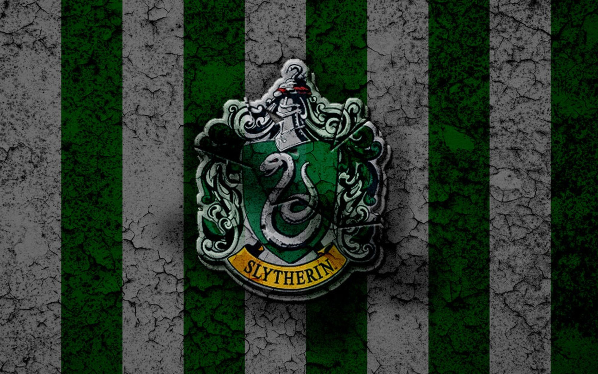 2000x1250 Slytherin Crest Wallpapers