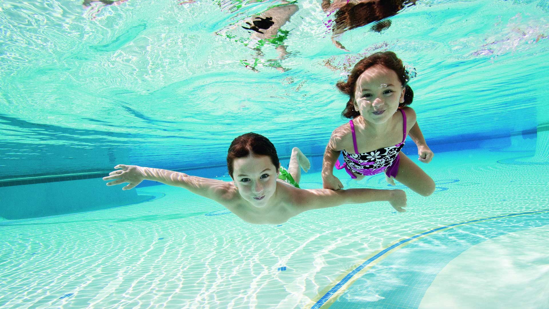1920x1080 39+] Kids in Swimming Pool Wallpaper