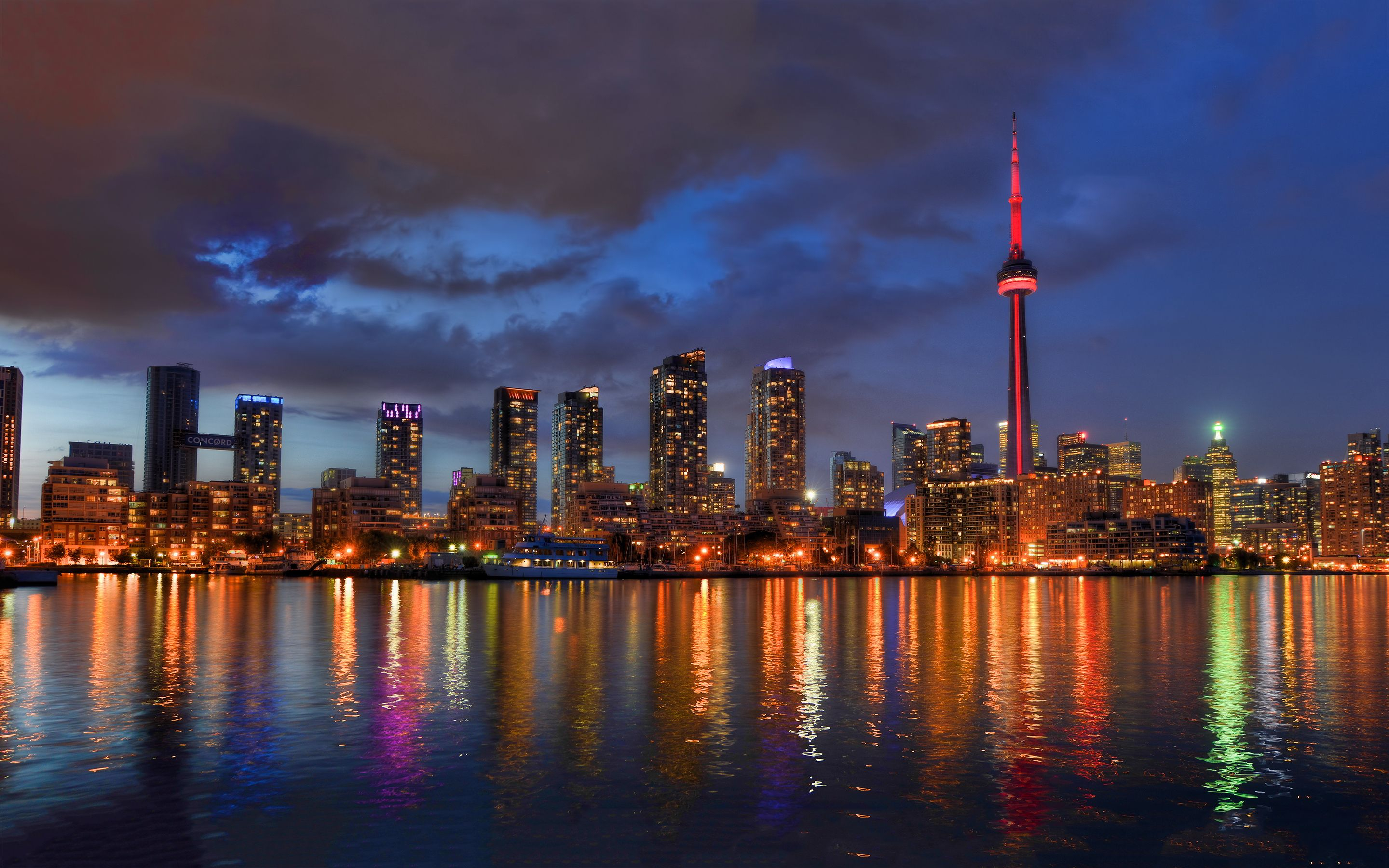 2880x1800 Toronto | Toronto skyline, Skyline, London skyline