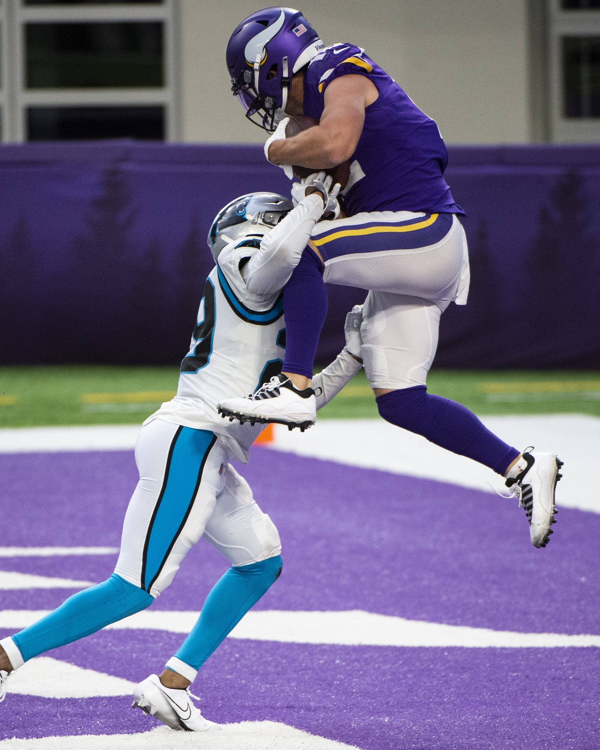2000x2500 Beebe amends for fumble with TD as Vikings beat Panthers | MPR News