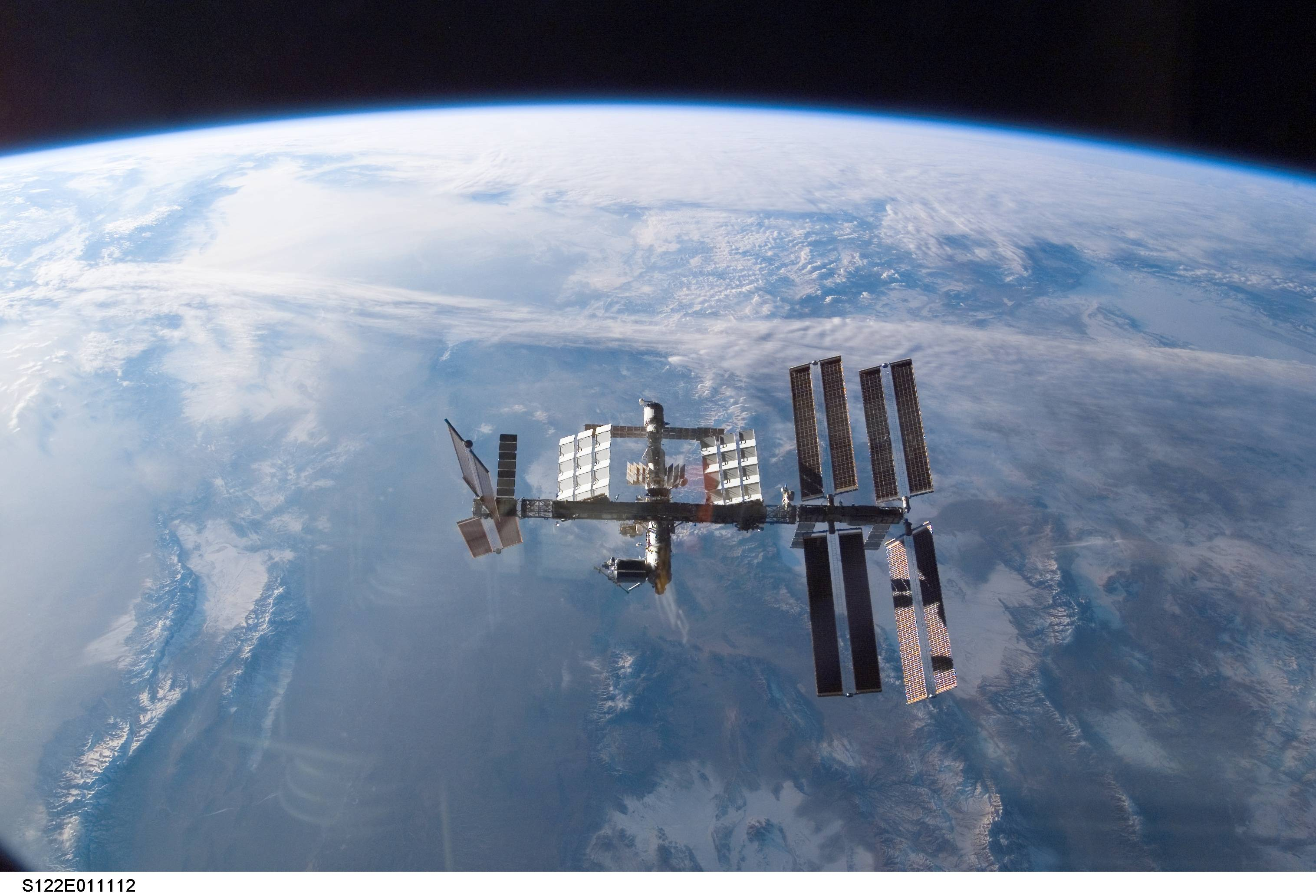 3032x2064 International Space Station Wallpapers