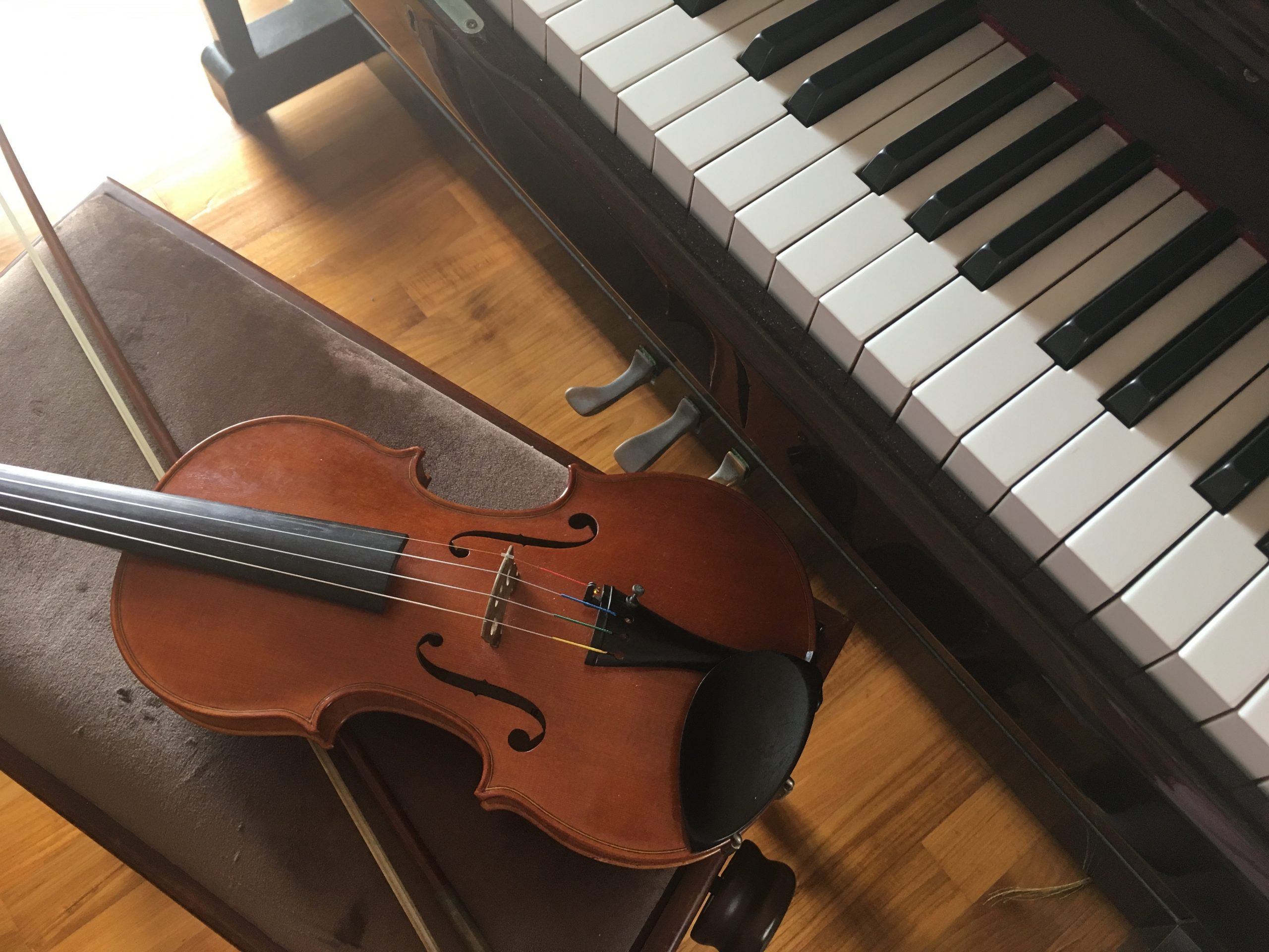 2560x1920 Piano and Violin Teacher | Music teacher Singapore | Harmony Makers