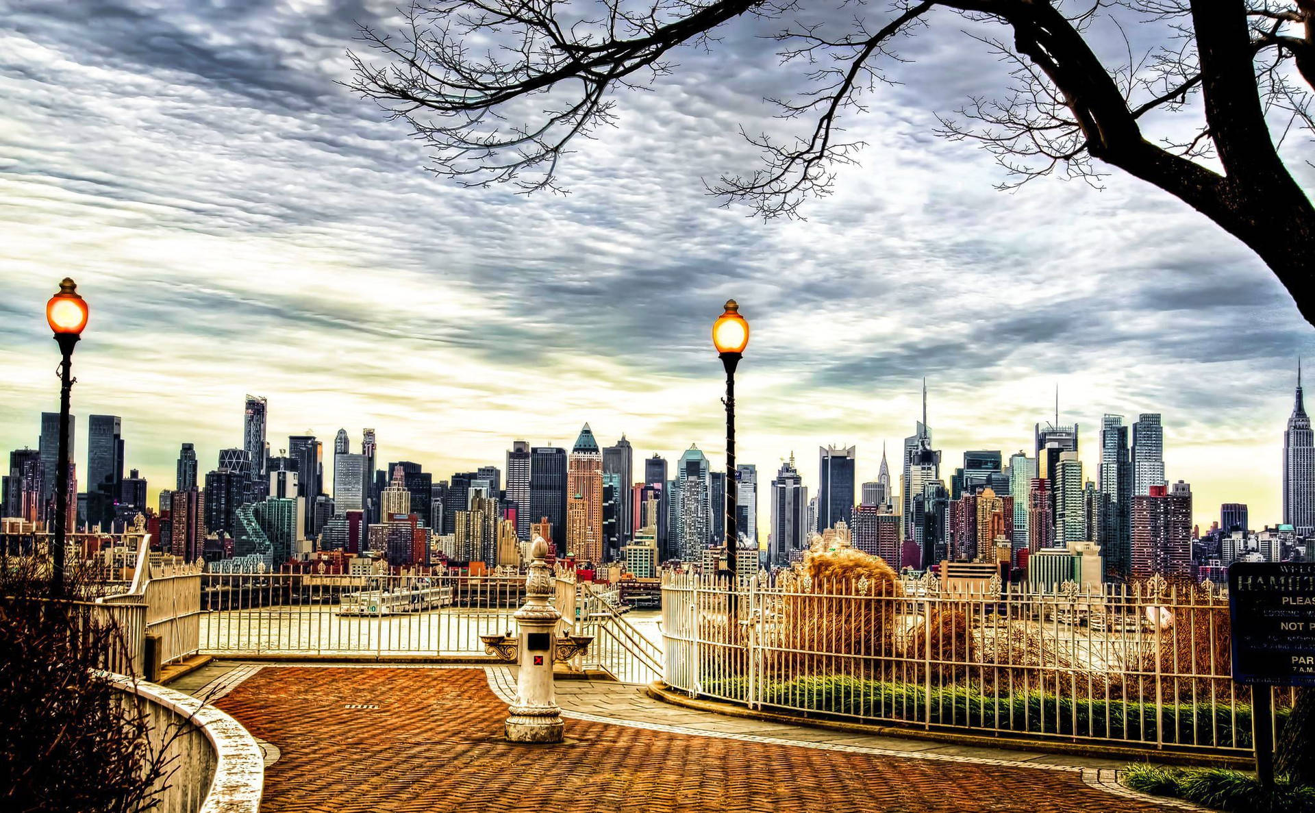 1920x1187 Download New York City Skyline View From Lower Manhattan Wallpaper |