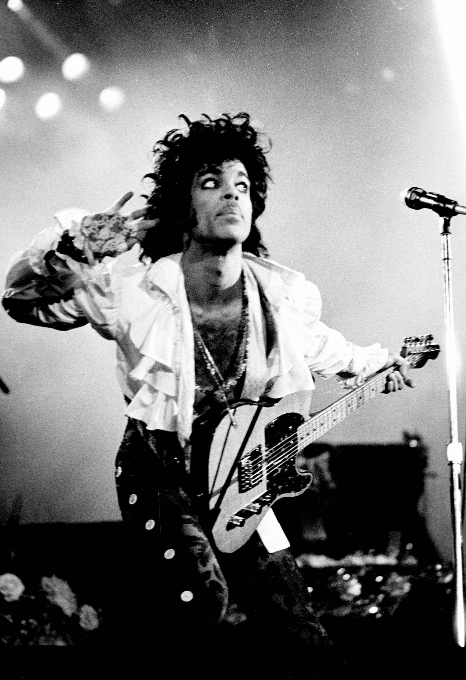 1578x2300 Prince's Life in Photos 40 Rare Pictures of Prince Defining Cool