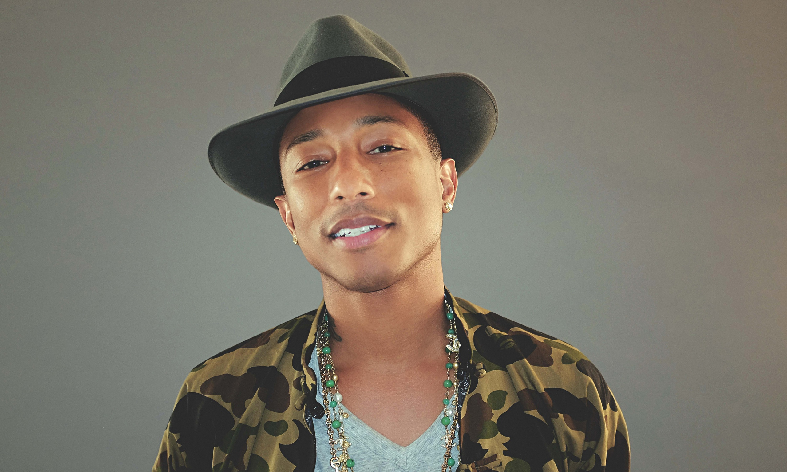 2560x1536 Wallpaper : face, portrait, hat, Rapper, hair, Person, clothing, singing, hairstyle, pharrell williams wallpaperUp 560416 HD Wallpapers