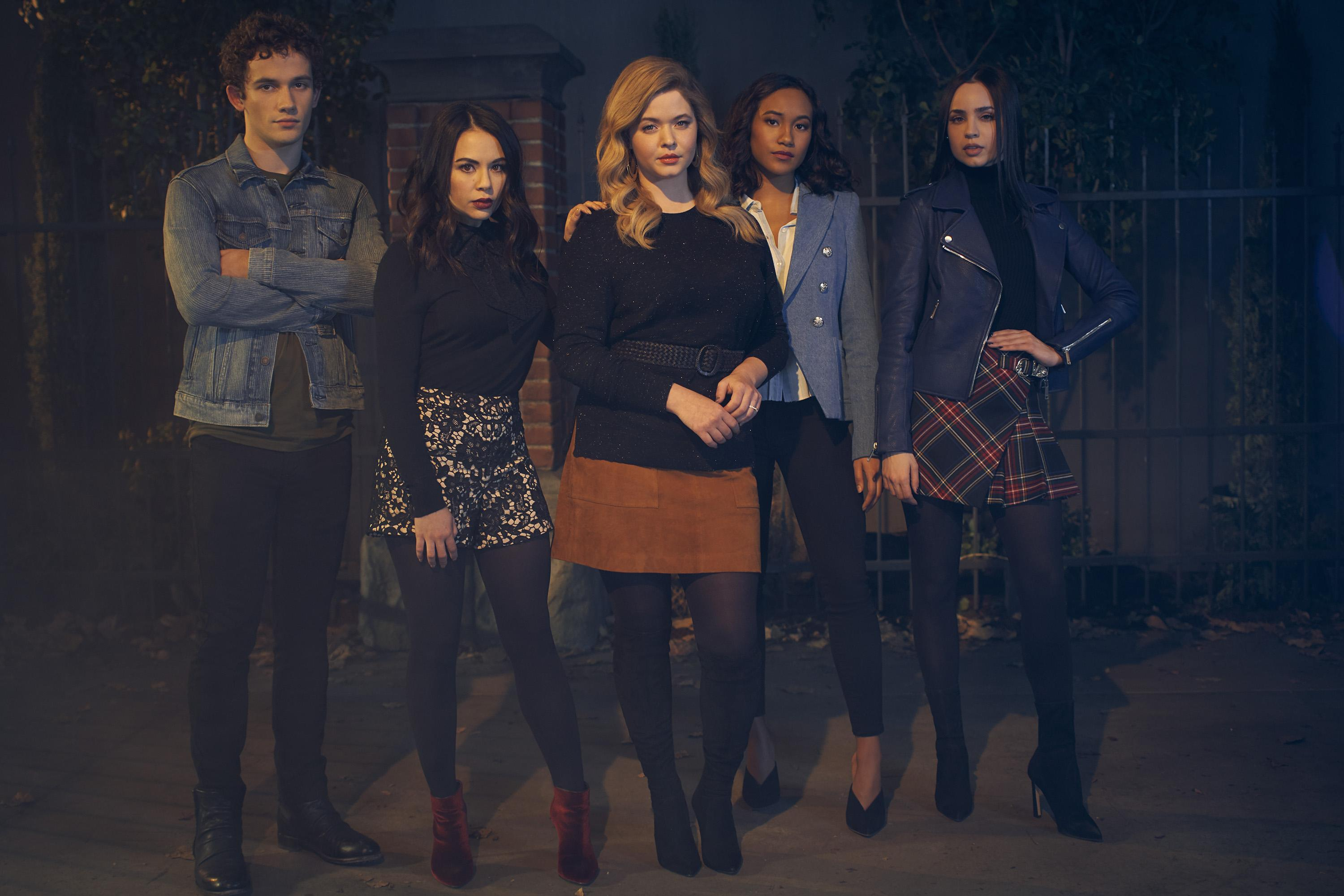 3000x2001 Pretty Little Liars: The Perfectionists Wallpapers