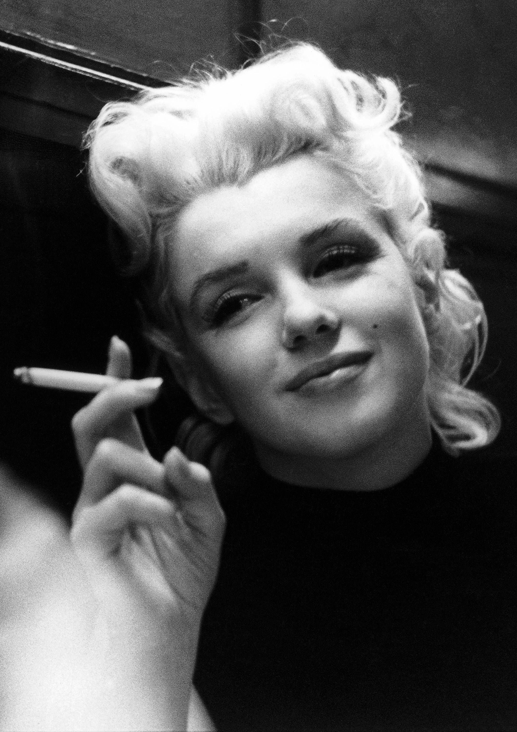 2120x3000 Marilyn Monroe Smoking Wallpapers Top Free Marilyn Monroe Smoking Backgrounds