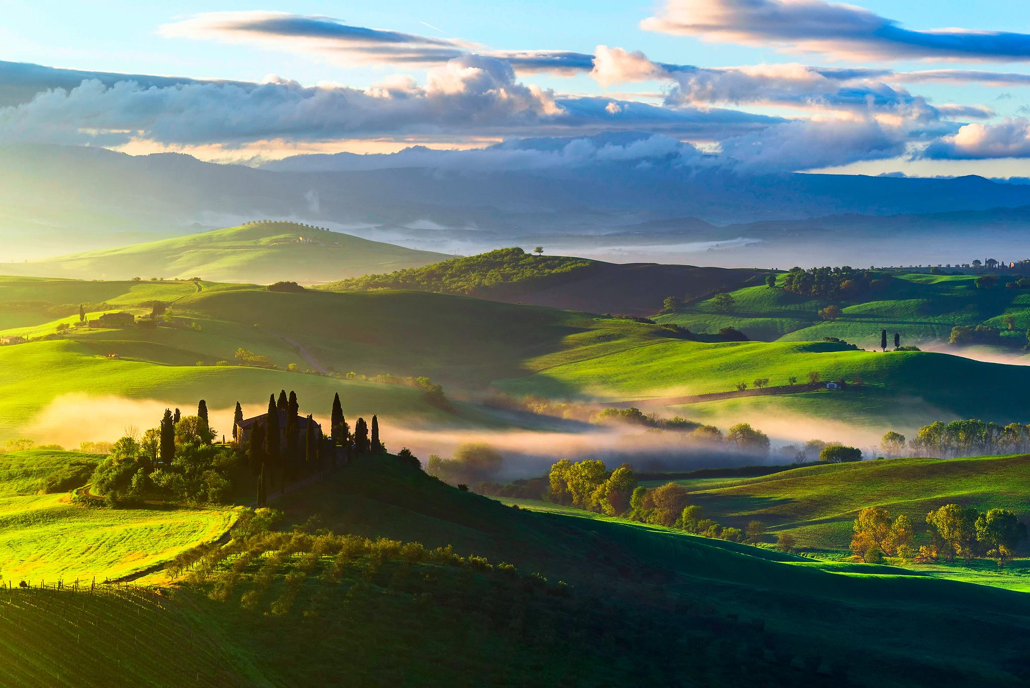 2048x1367 HD italy, tuscany, fields, trees, top view, fog Wallpaper | Download Free 146812