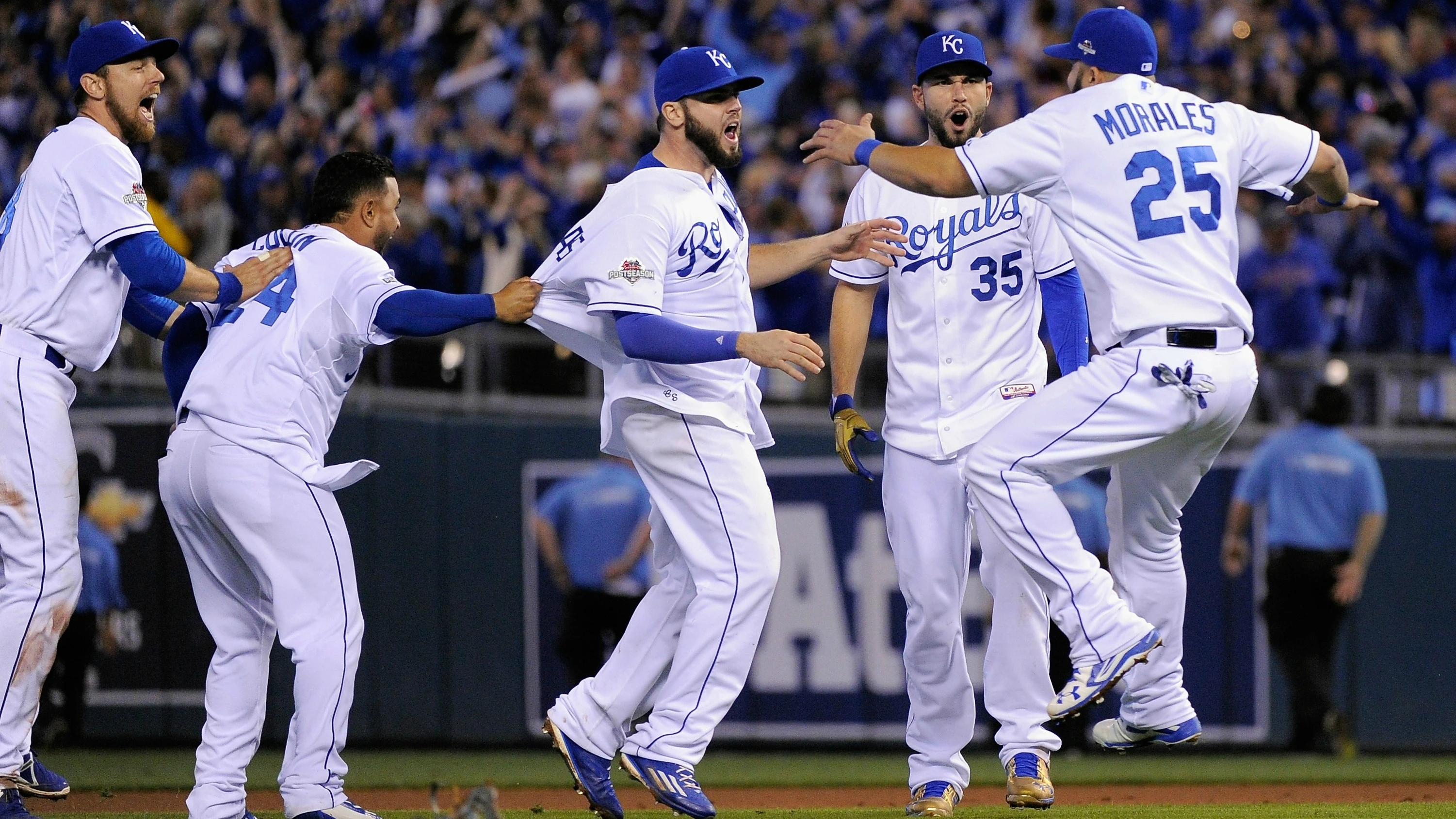 3002x1689 Undoing the Underdog Narrative: The Royals Eliminate the Astros, Make More Memories, and Cement Their New-Cardinals Status