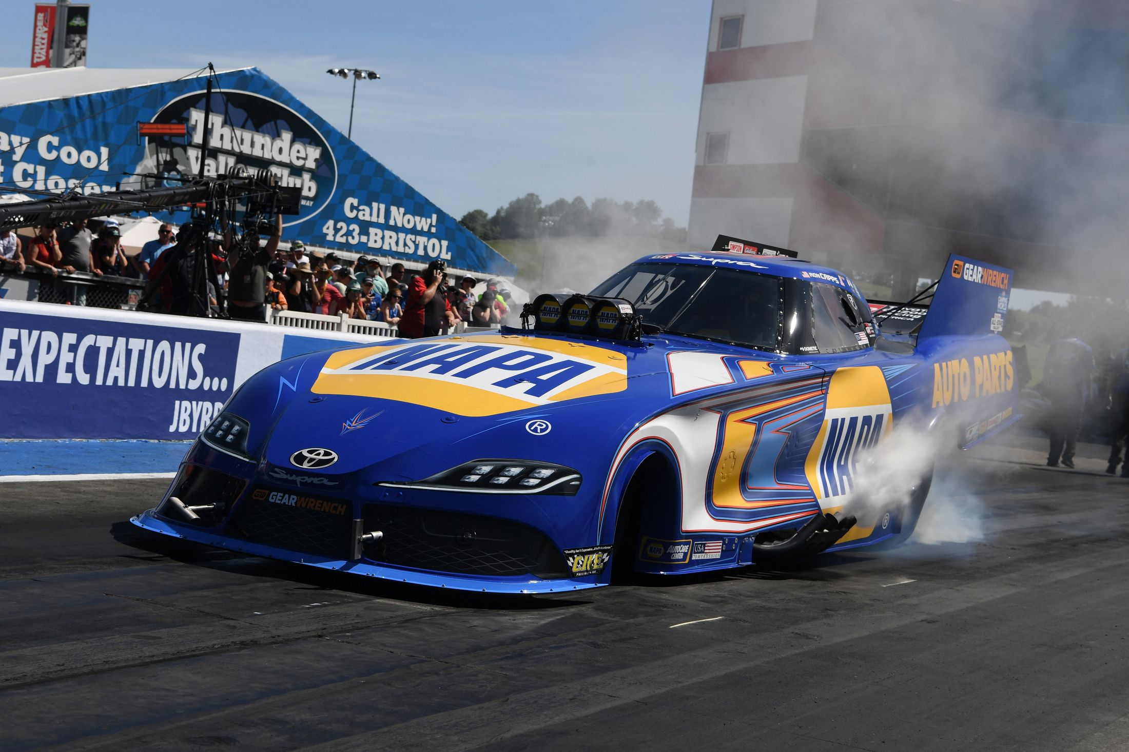 2200x1467 Bristol NHRA Results, Updated Standings: How Ron Capps, Justin Ashley Are Putting Heat on Points Leaders