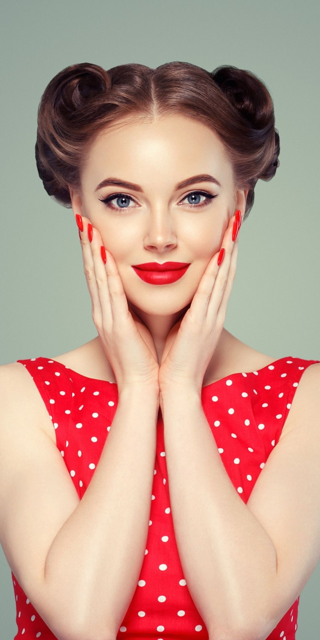 1080x2160 Red lips, makeup, smile, woman model, wallpaper | Makeup, Beautiful makeup, Red lip makeup