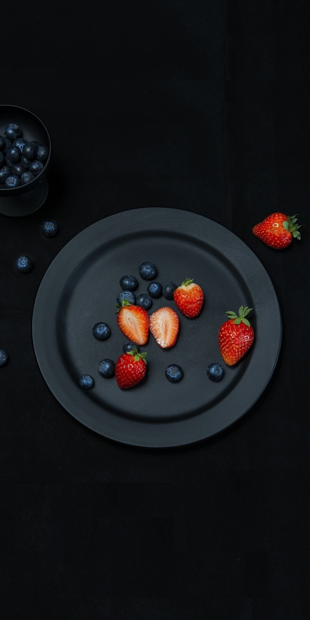 1080x2160 Fruits dish, strawberry, blueberry Wallpaper | Fruit dishes, Food, Food wallpaper