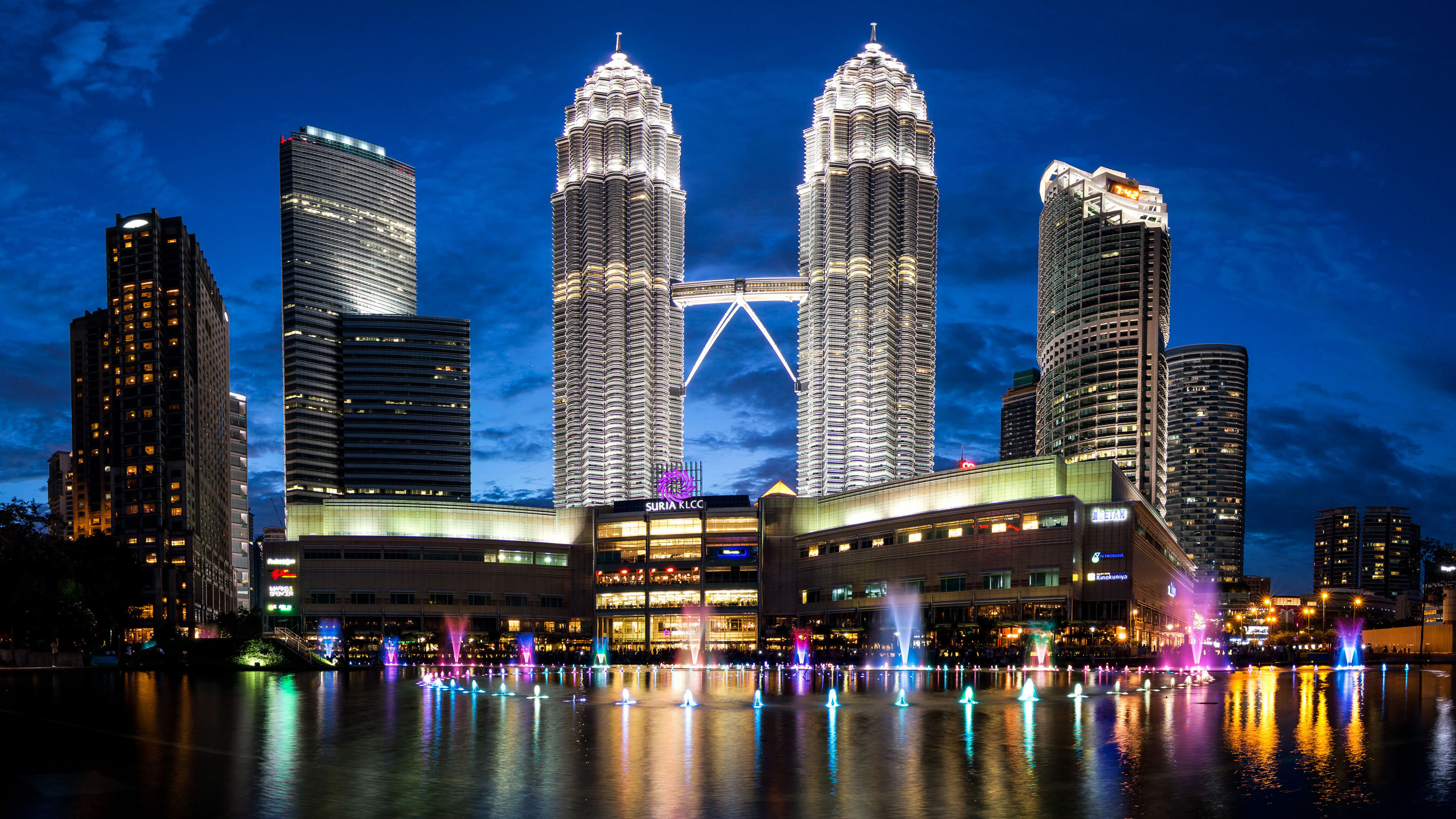 3840x2160 Petronas Towers Kuala Lumpur Malaysia UHD 4K Wallpaper