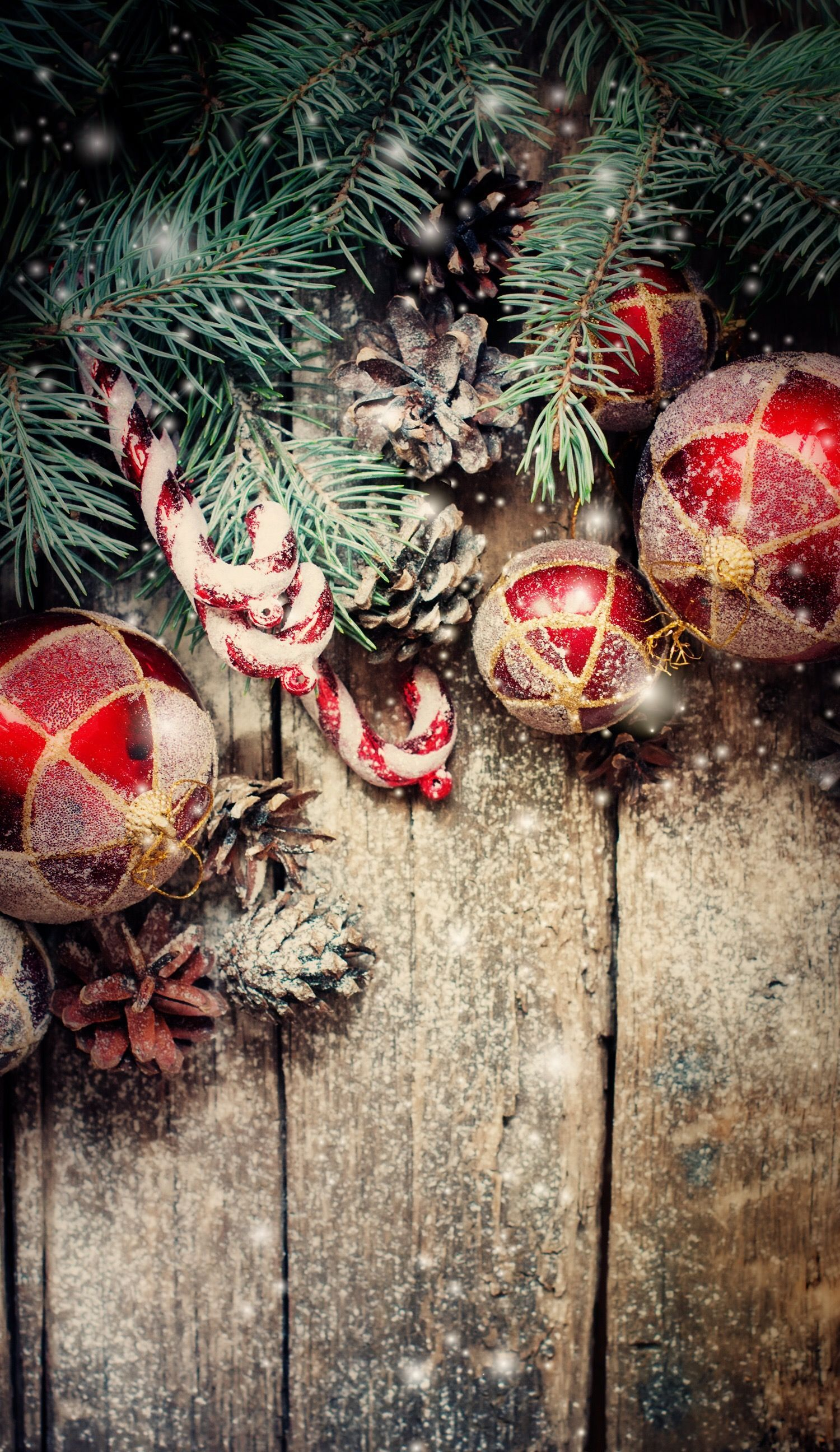 1500x2592 Rustic Christmas iPhone Wallpapers