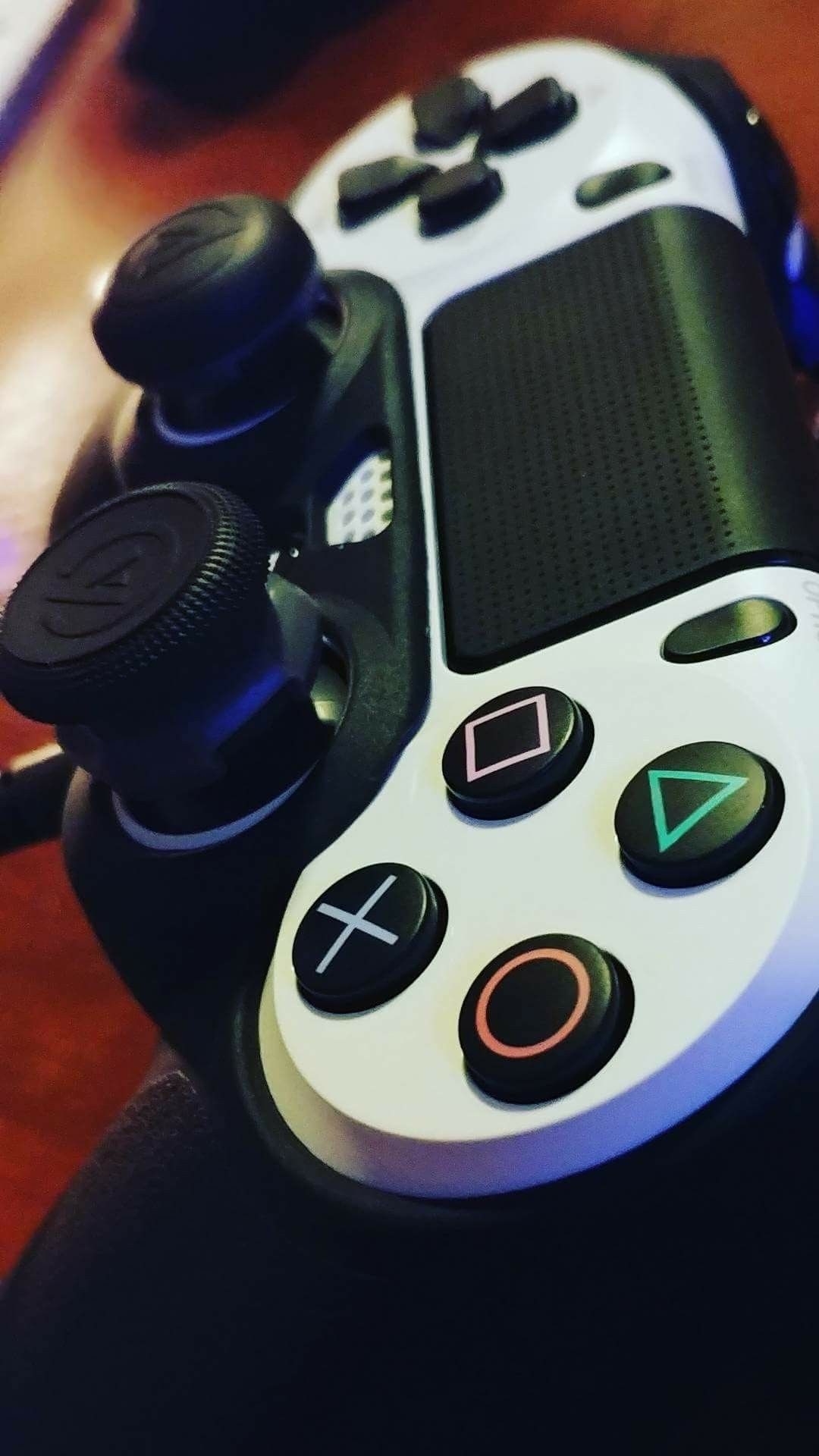1080x1920 Ps4 Controller iPhone Wallpapers
