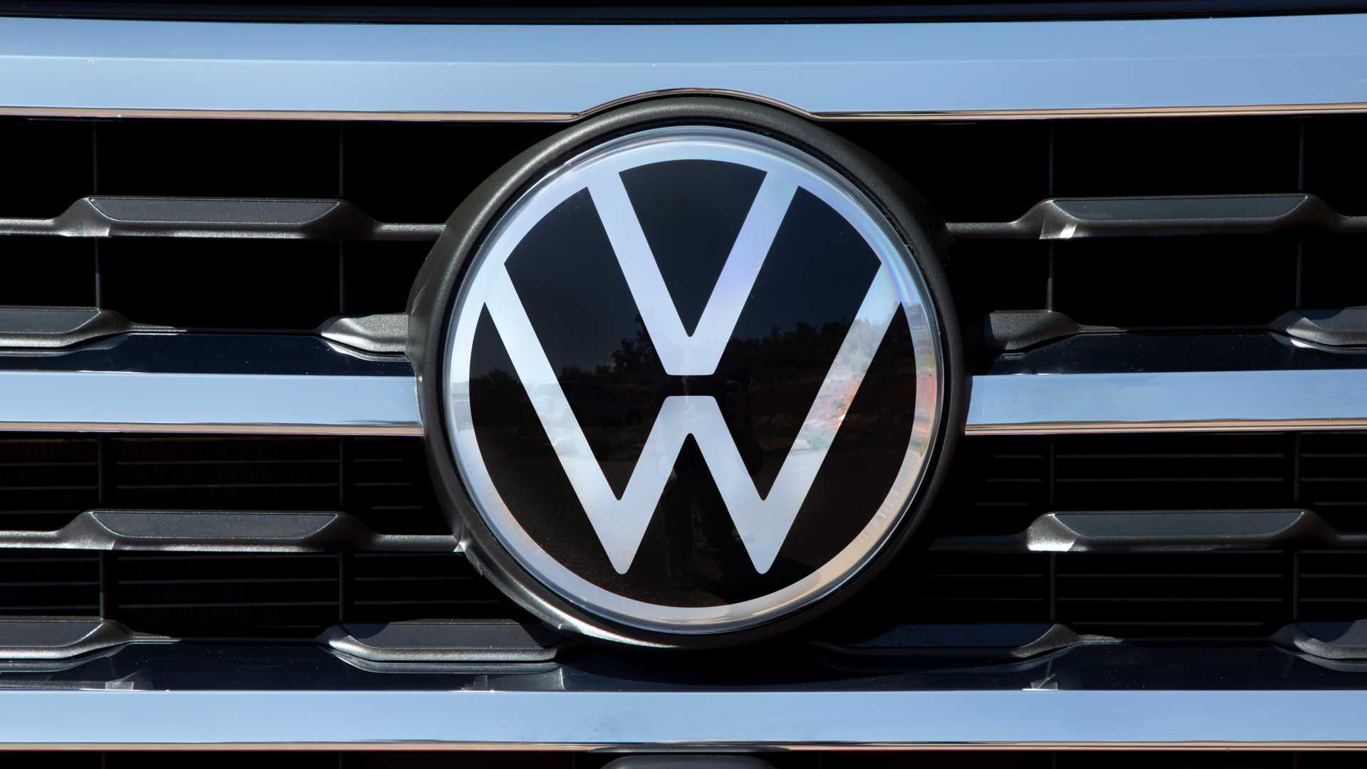 1920x1080 Here's What The New Volkswagen Logo Looks Like On A Grille
