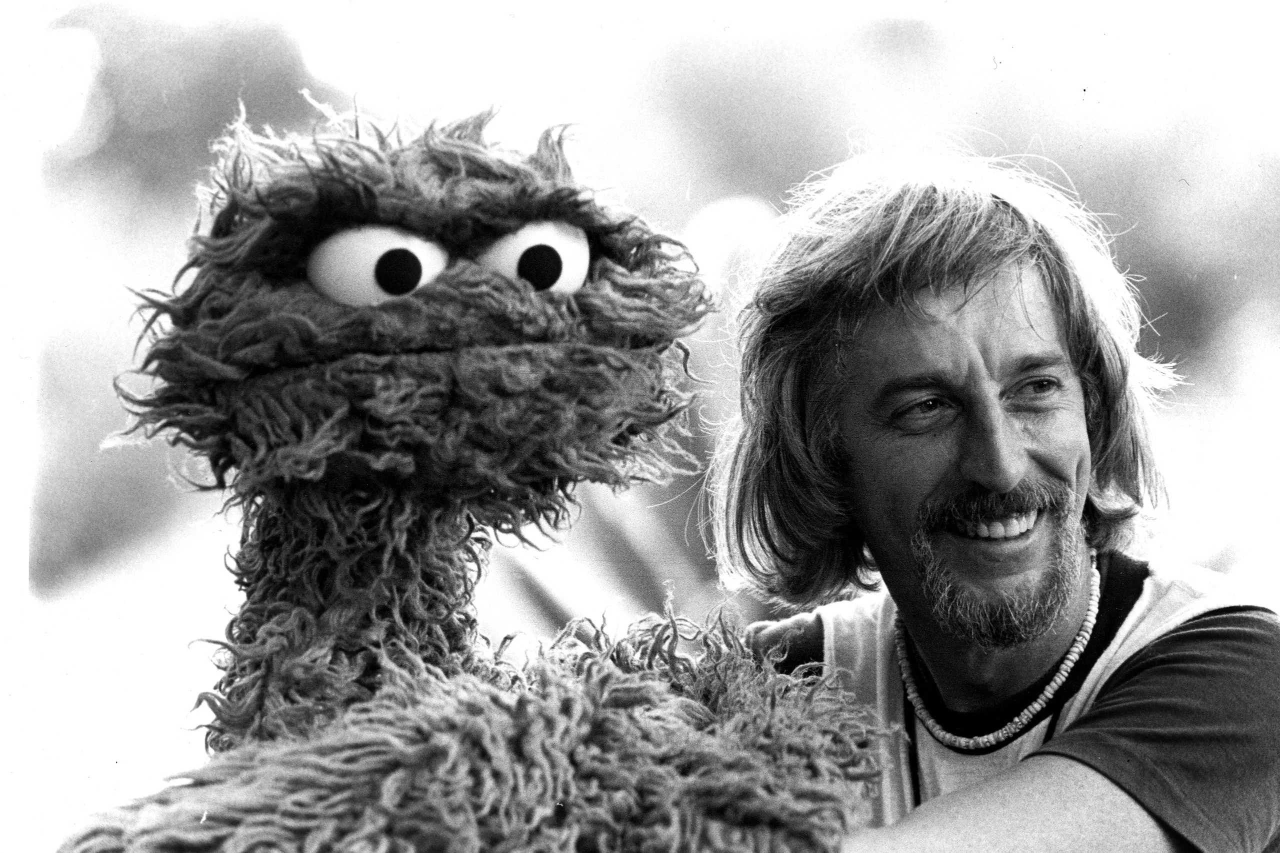 2560x1707 Photos: Behind the Scenes With Sesame Street's Big Bird | Time