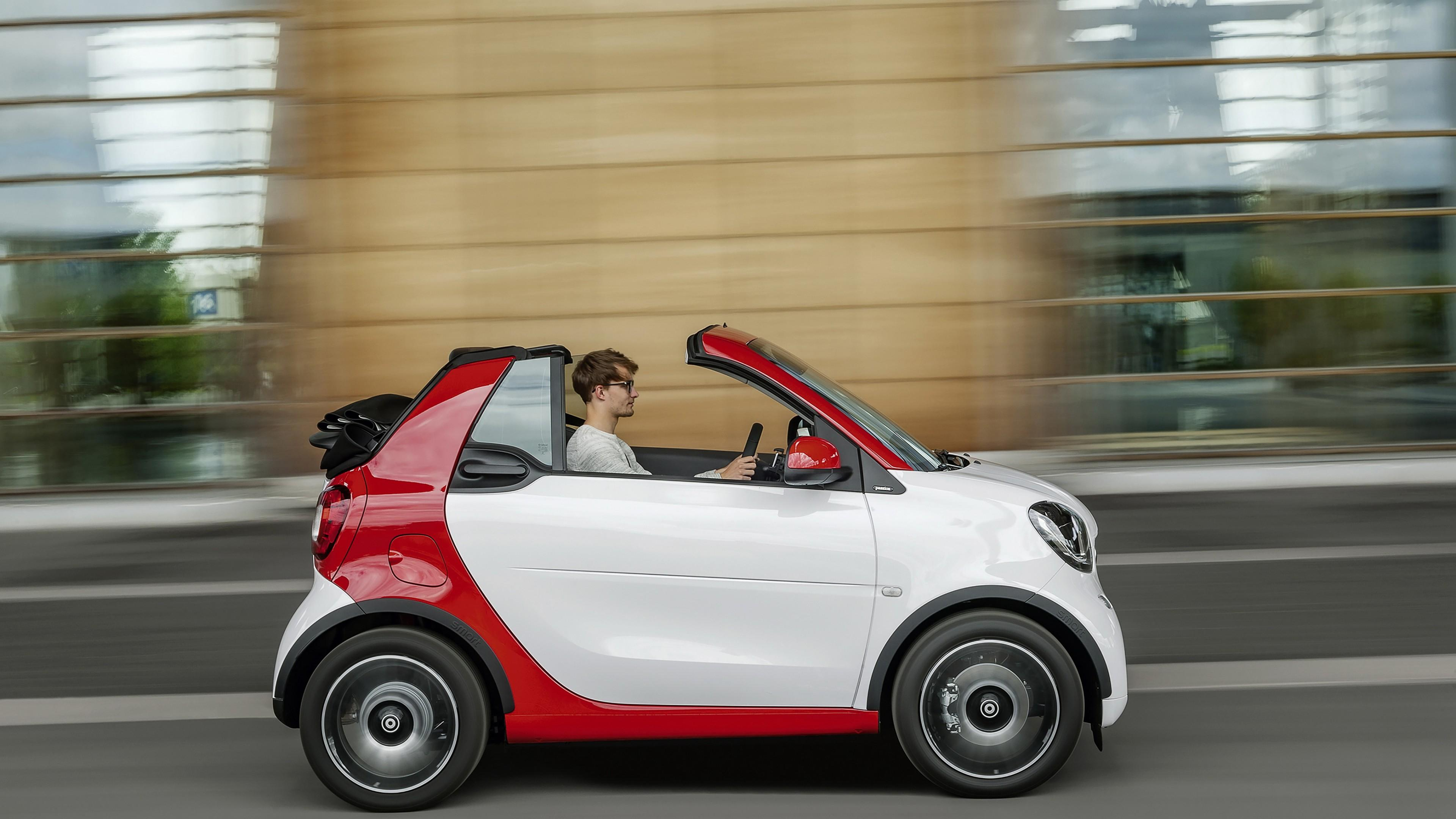 3840x2160 Smart Fortwo Wallpapers