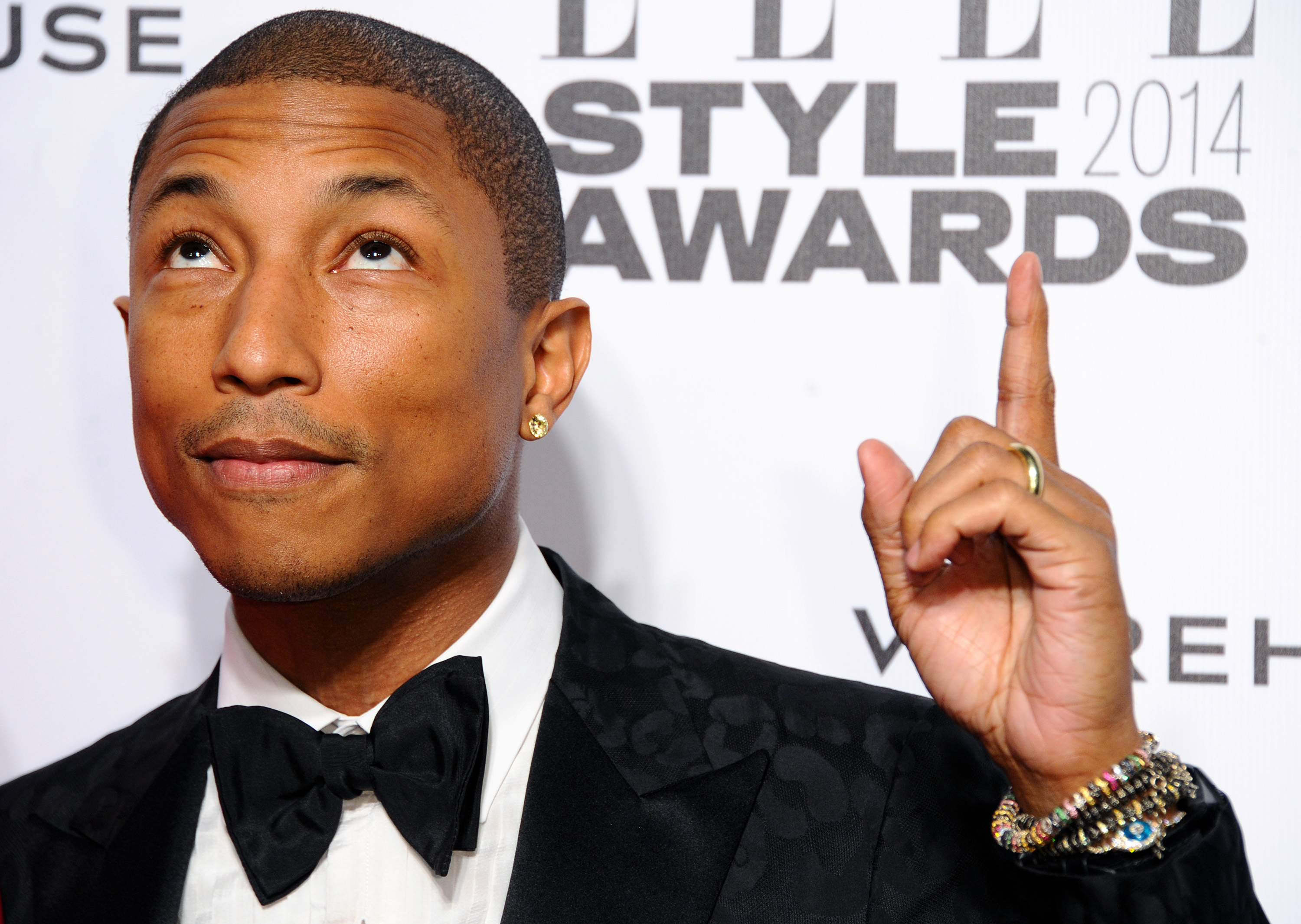 3000x2131 7 Times Pharrell Williams Was A CFDA Approved Fashion Icon Because He Totes Deserves This Award
