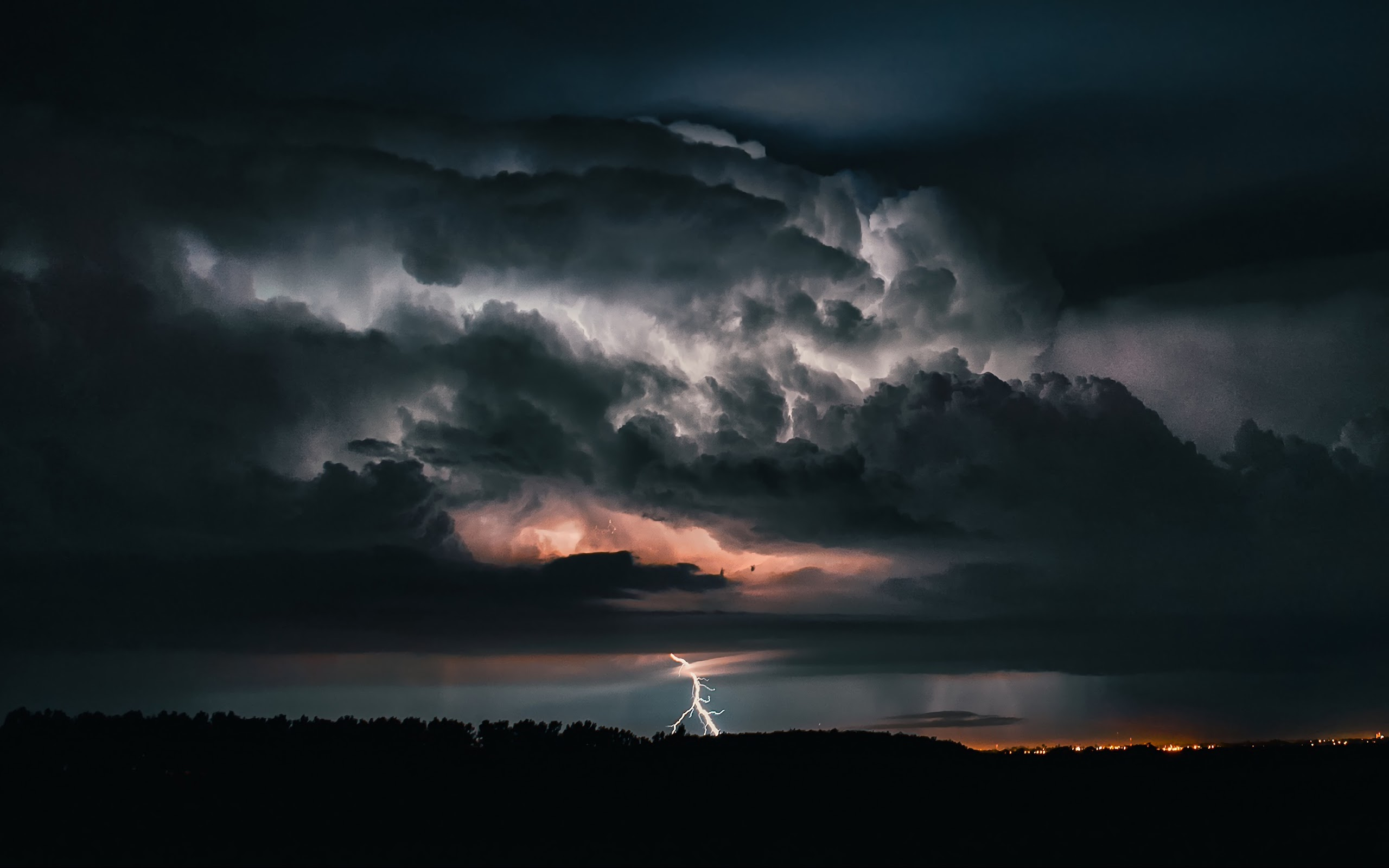 2560x1600 Clouds Thunder Lightning Landscape 4K Wallpaper #152