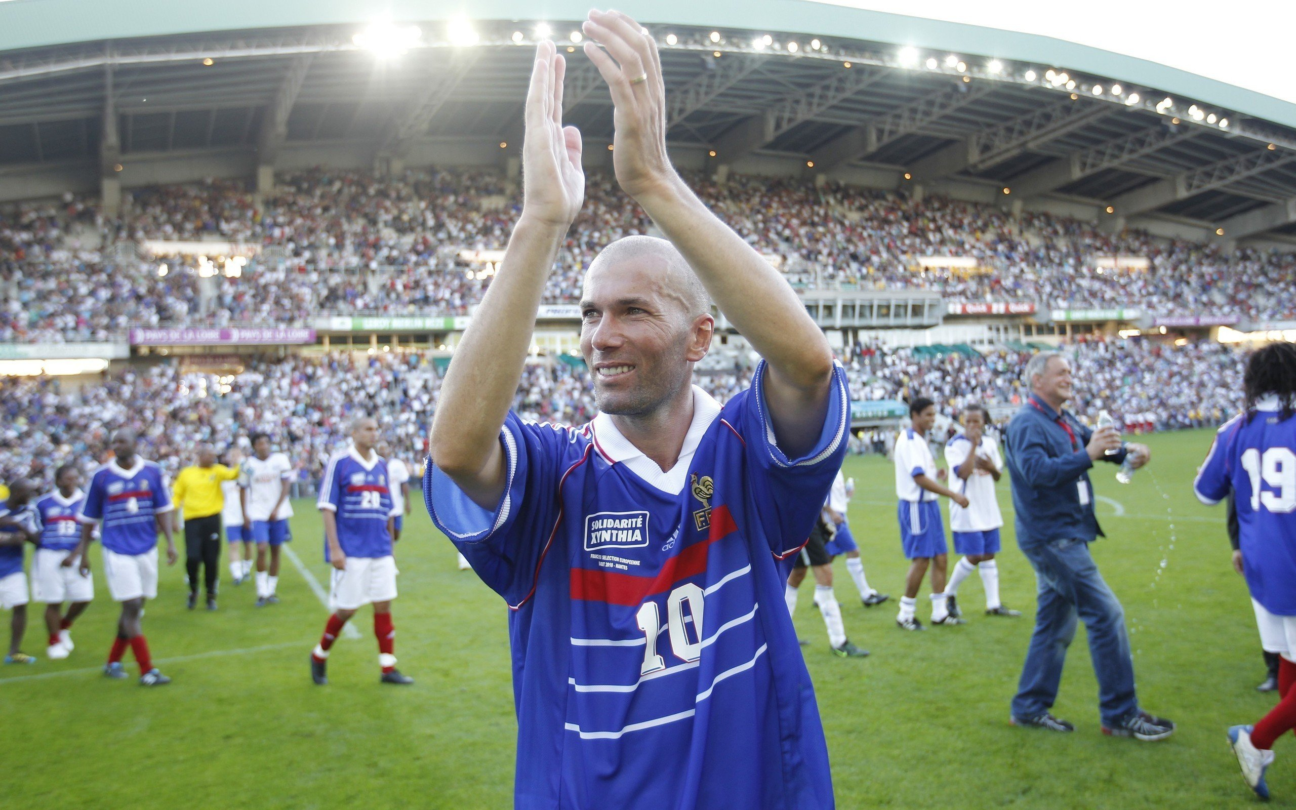 2560x1600 soccer, France, Zinedine, Zidane, Football, Star Wallpapers HD / Desktop and Mobile Backgrounds