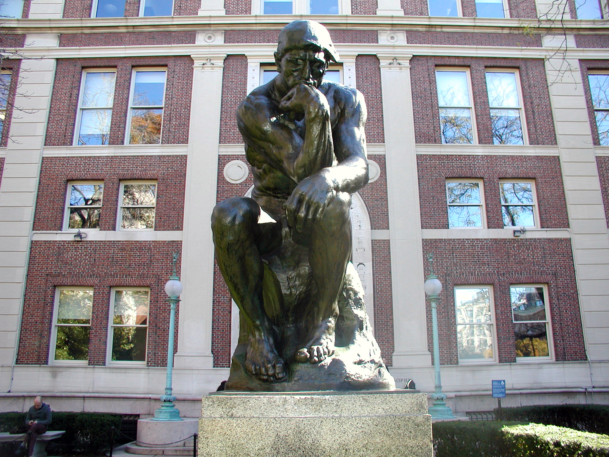 2048x1536 Auguste Rodin's The Thinker EverGreene