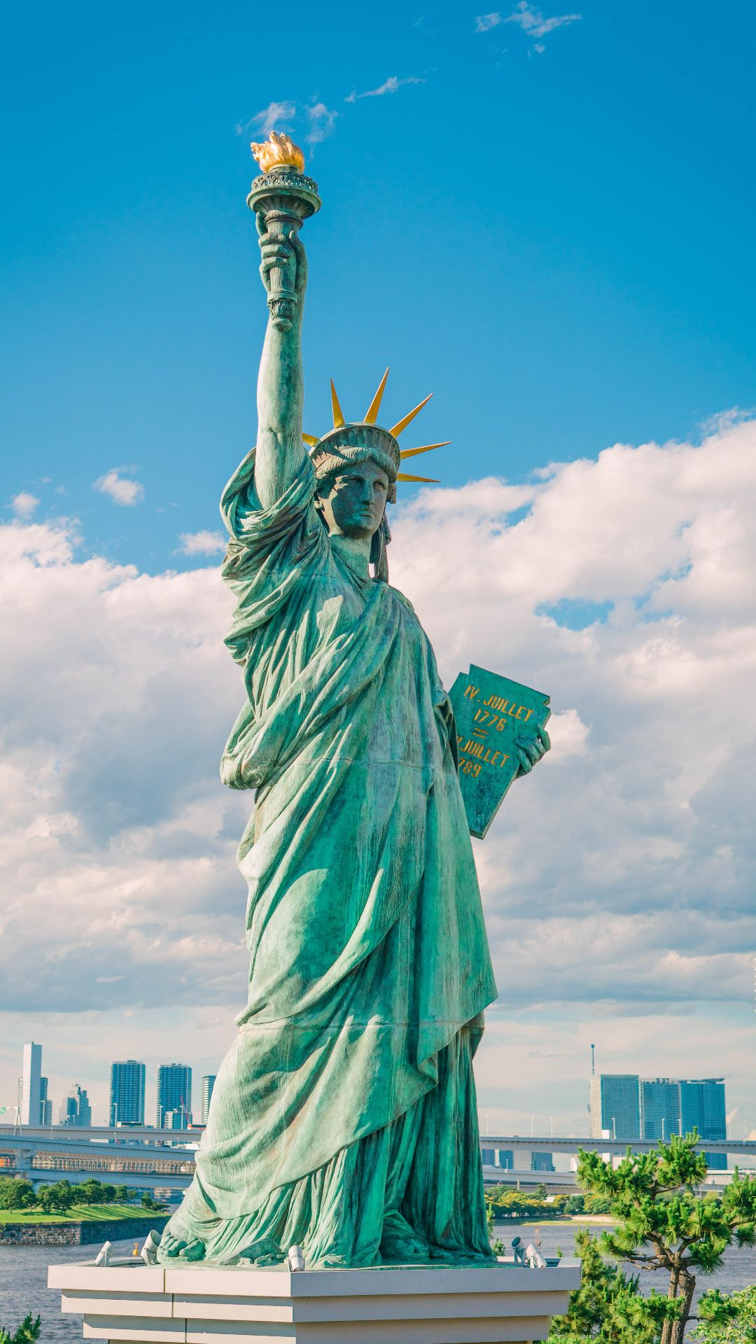 1080x1920 Top 25 Best Statue of Liberty iPhone Wallpapers GettyWallpapers