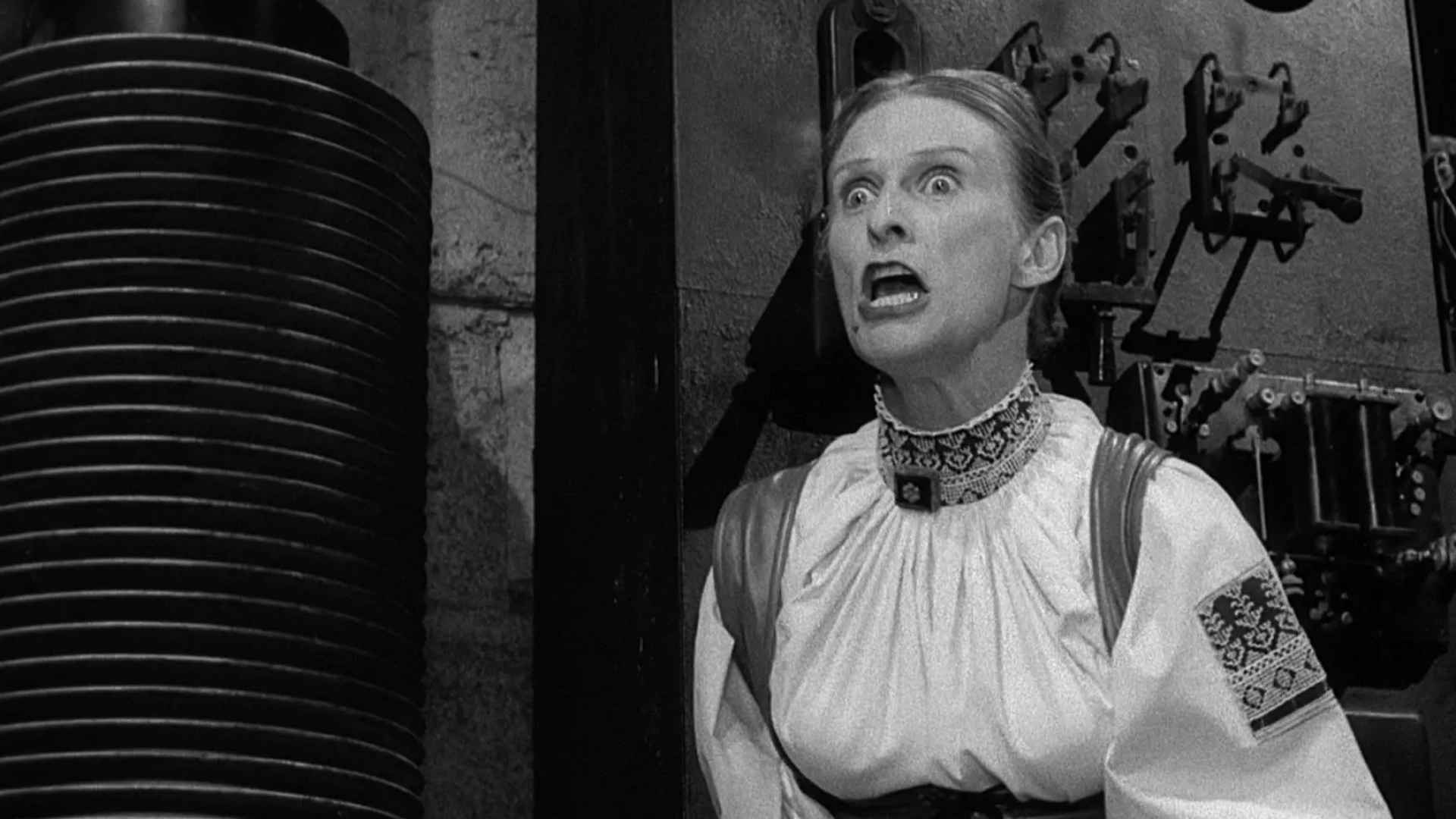 1920x1080 ] Oscar-Winning 'Young Frankenstein' Actress Cloris Leachman Has Passed Away Bloody Disgusting