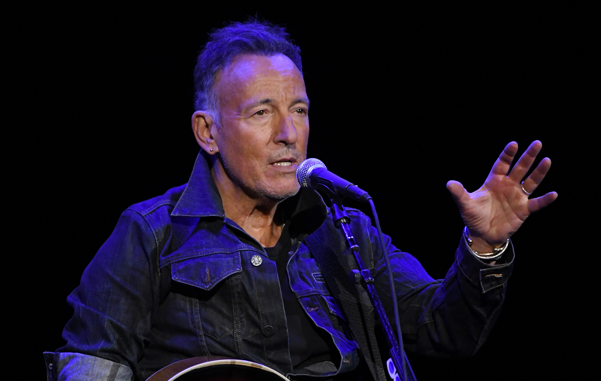 2000x1270 Bruce Springsteen confirmed as the highest-paid musician of 2021