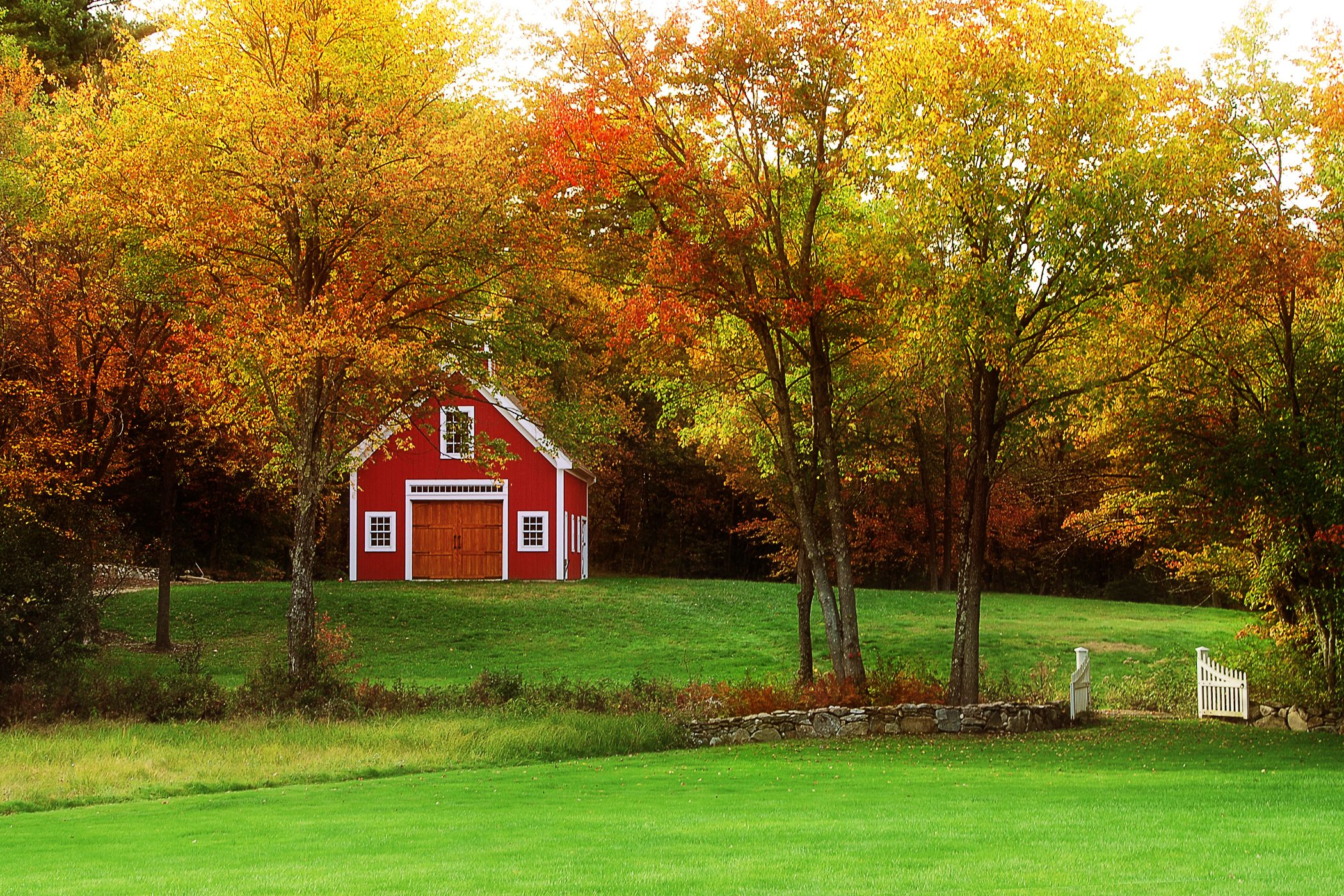 2100x1400 Autumn Red Barn Wallpapers Top Free Autumn Red Barn Backgrounds