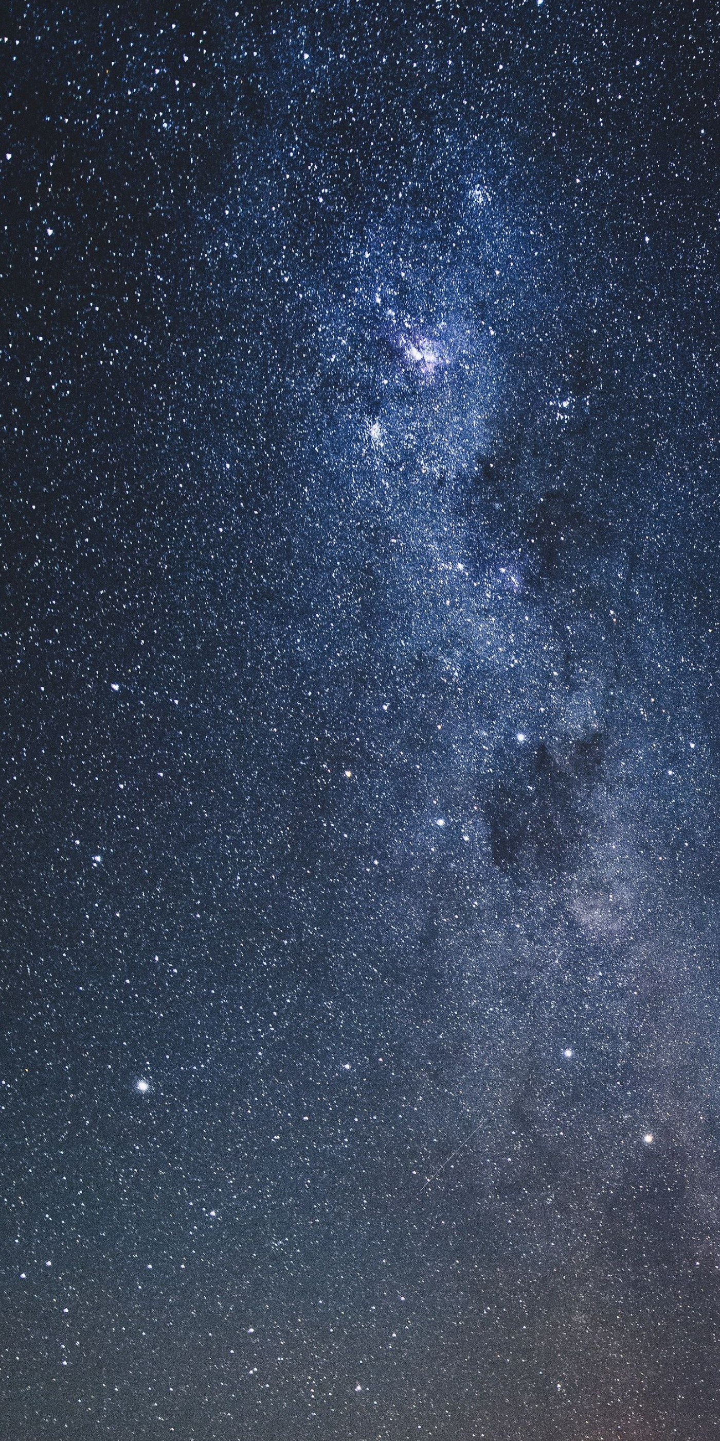 1400x2799 Beautiful milky way in the night sky | premium image by / Luke Stackpoole | Night sky photography, Sky photography, Night sky wallpaper
