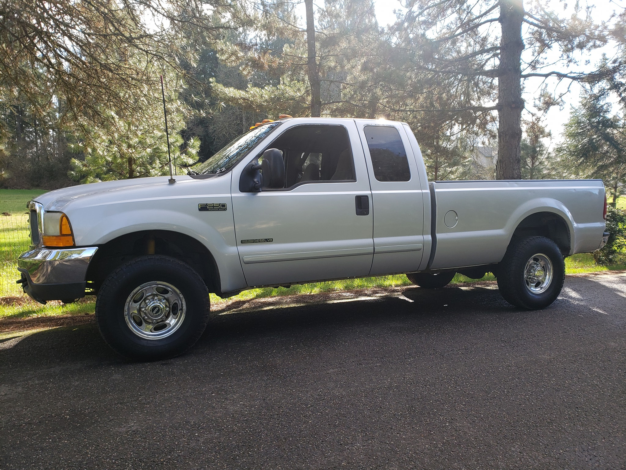2048x1536 POWERSTROKE BABY! 2001 FORD F250 XLT 4WD LITER DIESEL Top Auto Brokers