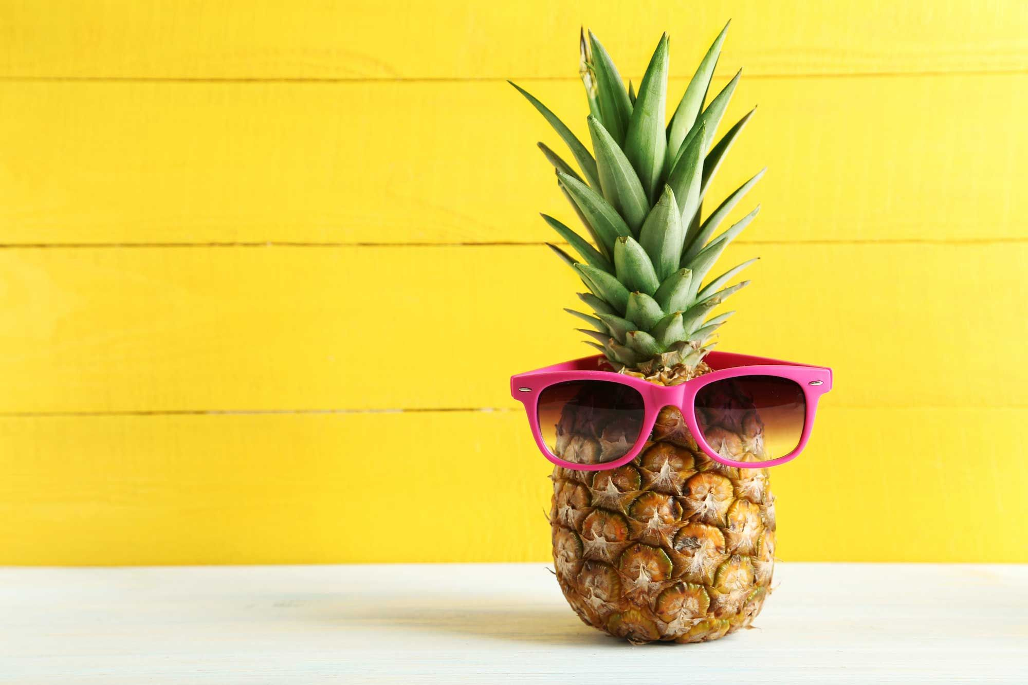 2000x1333 Pineapple with Sunglasses Wallpapers Top Free Pineapple with Sunglasses Backgrounds