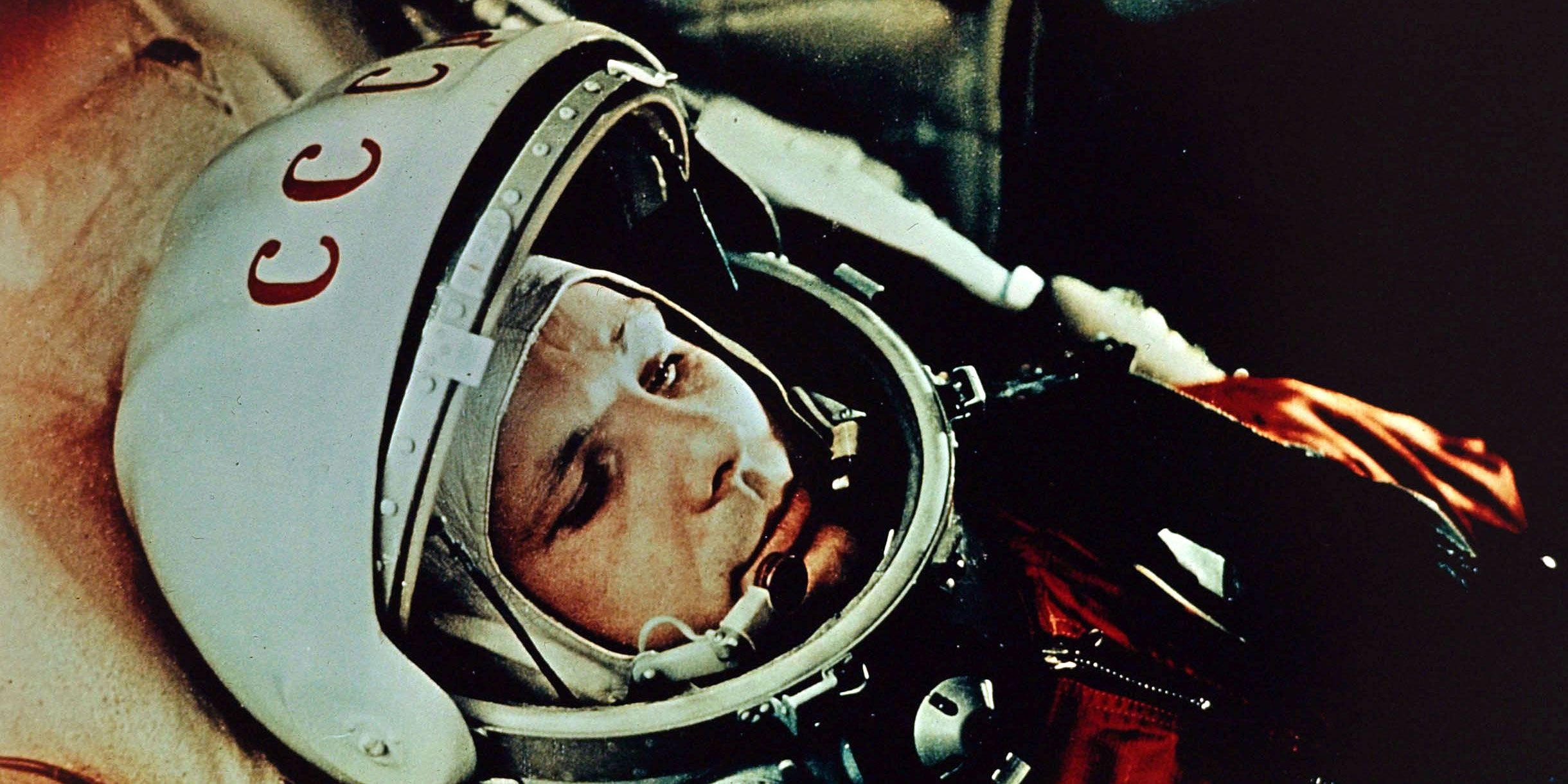 2440x1220 The Mysterious Death of the First Man in Space