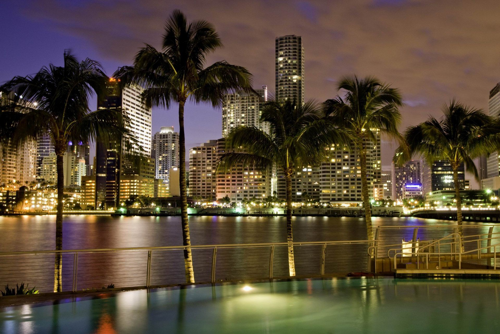 1920x1284 Miami, Florida | Beach at night, Miami hotels, Skyline