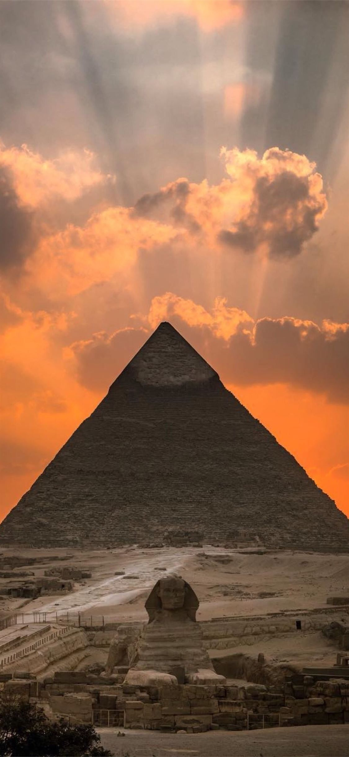 1125x2436 Great Pyramid of Giza #GreatPyramidofGiza #100mostbeautifulplacestovisit # egypt #iPhone11Wallpaper | Egypt wallpaper, Pyramids egypt, Great pyramid of giza