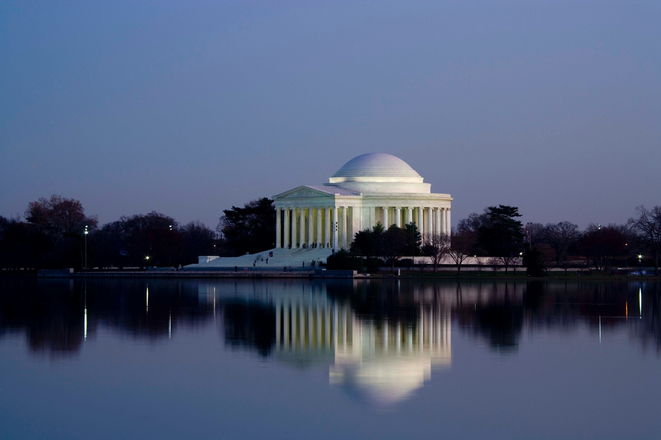 2200x1466 Thomas Jefferson Memorial in Washington, by skeeze