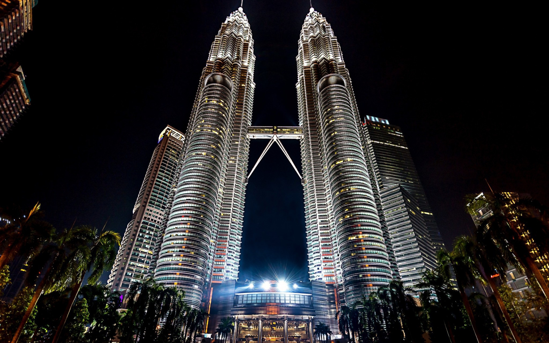 1920x1200 Descargar fondos de pantalla Kuala Lumpur, Torres Petronas twin rascacielos, noche, rascacielos modernos, modernos edificios, Malasia monitor con una resoluci&Atilde;&sup3;n . Imagenes de escritori