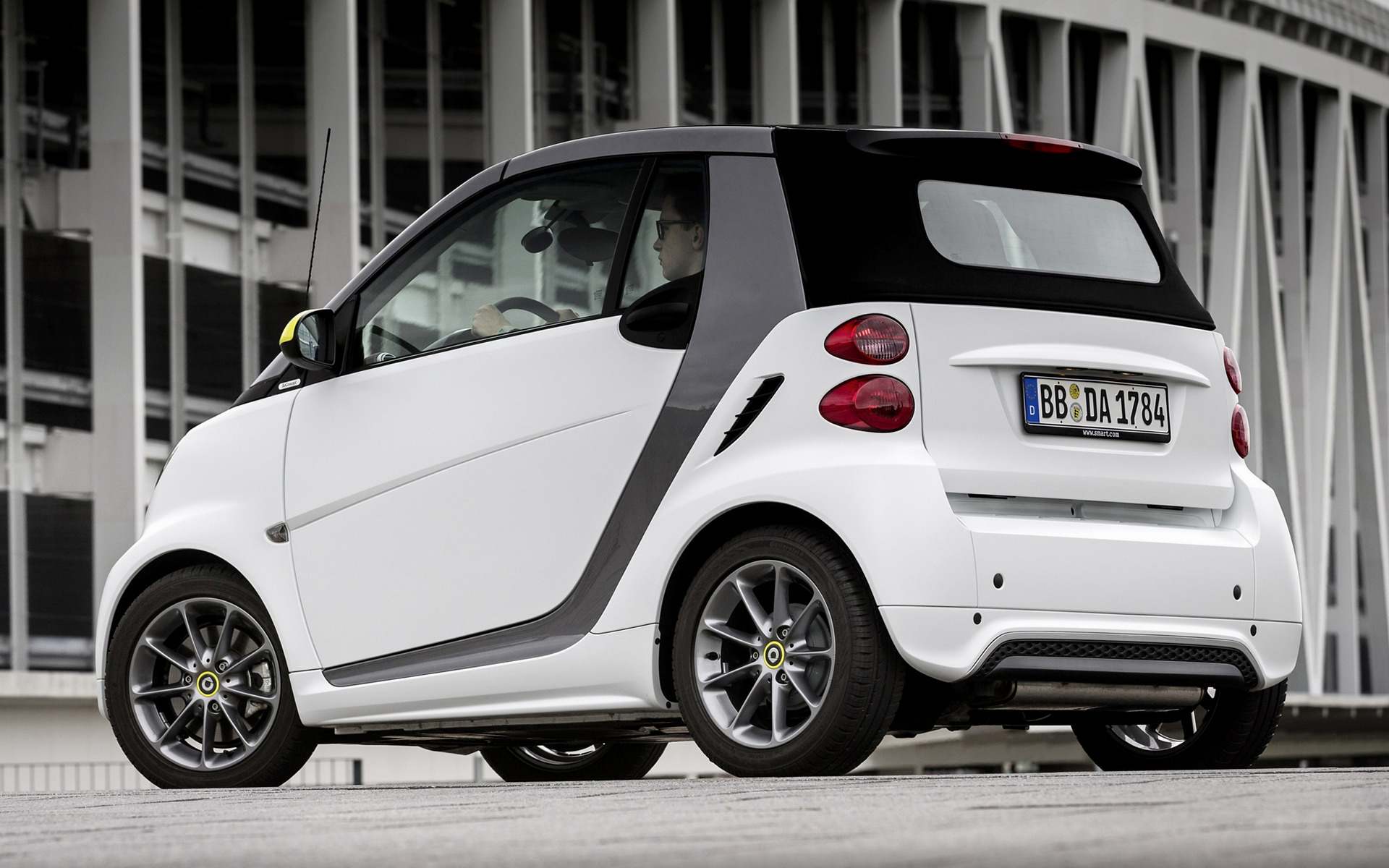 1920x1200 2013 Smart Fortwo Cabrio BoConcept Wallpapers and HD Images | Car Pixel