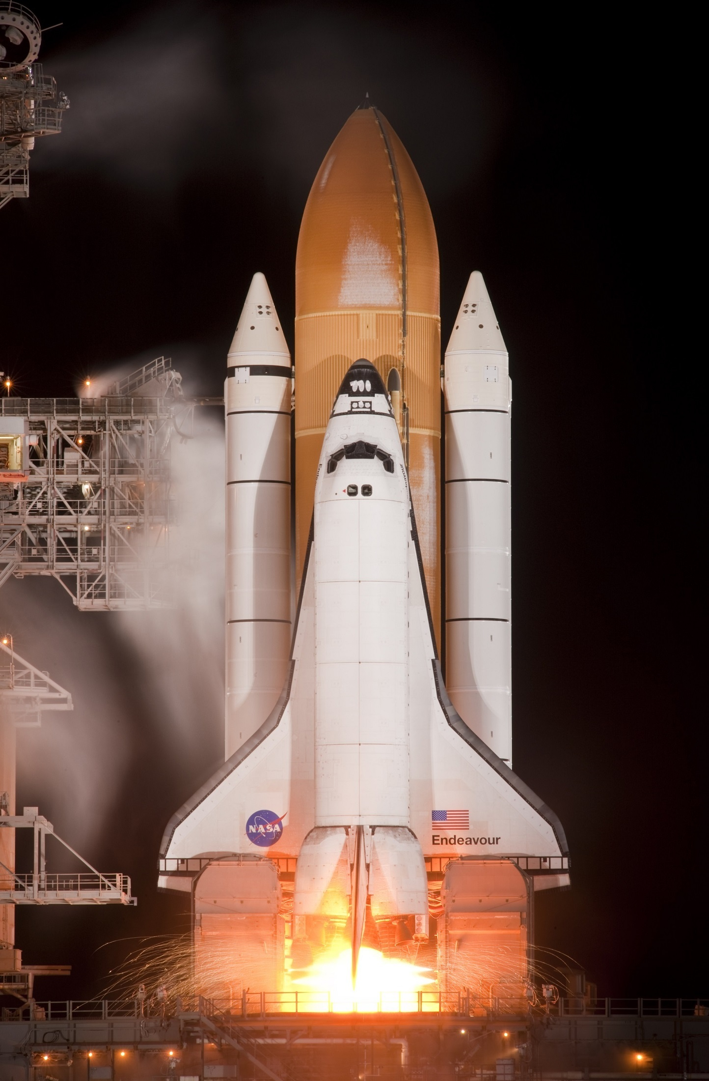 1444x2200 Nasa Space Shuttle Taking Off &Acirc;&middot; Free Stock Phot