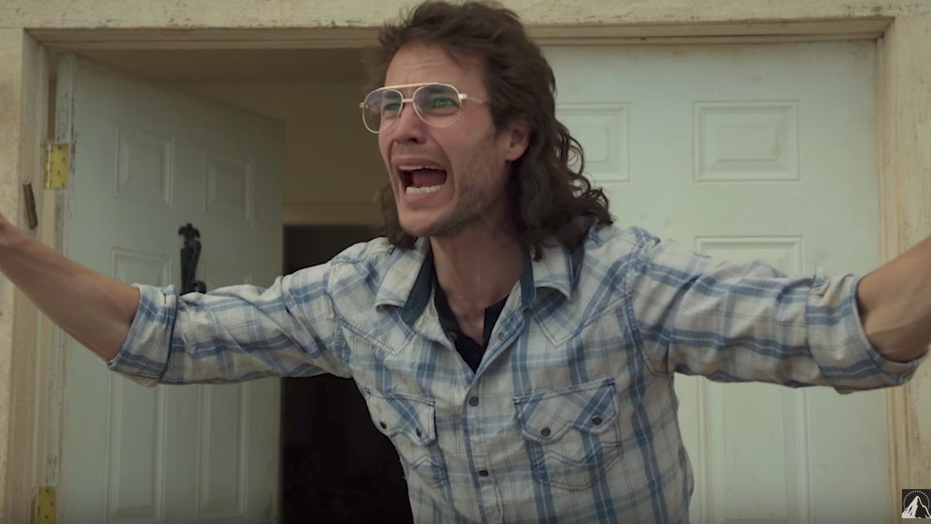 1920x1080 Intense New Trailer for WACO with Taylor Kitsch and Michael Shannon &acirc;&#128;&#148; GeekTyrant