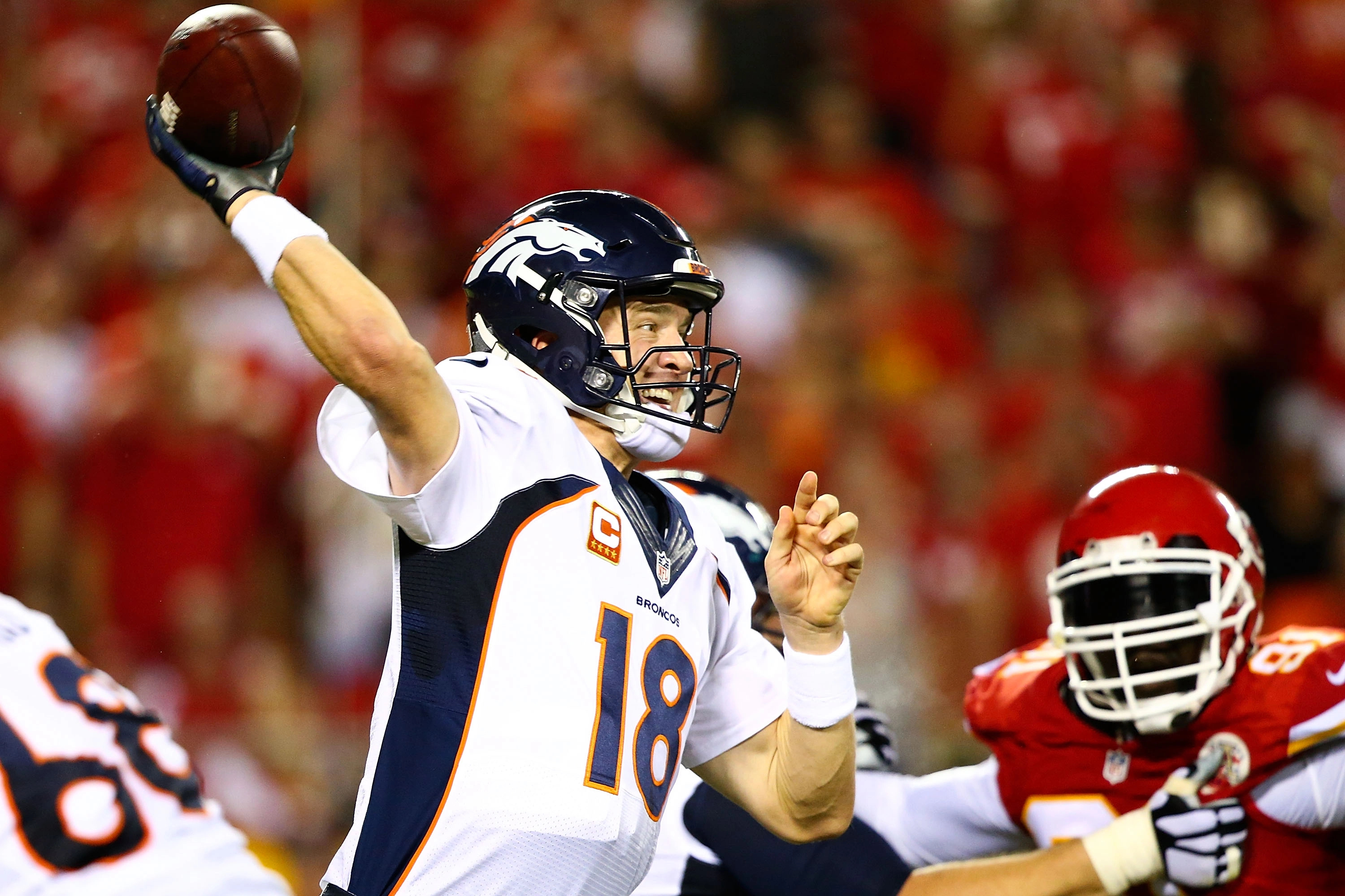 3000x2000 NFL: Peyton Manning Surpasses 70,000 Passing Yards | Time