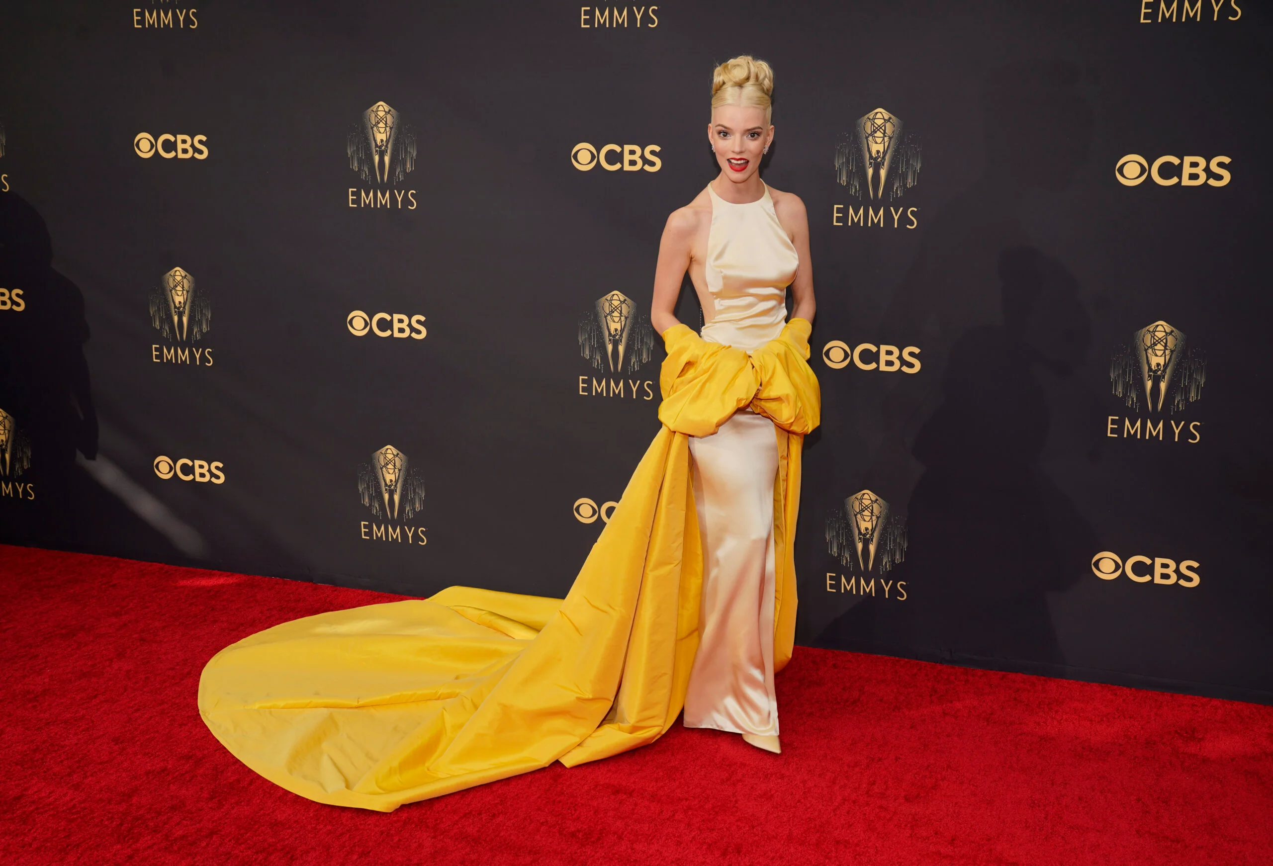 2560x1742 Photos: Red carpet scenes from the 2021 Emmy Awards
