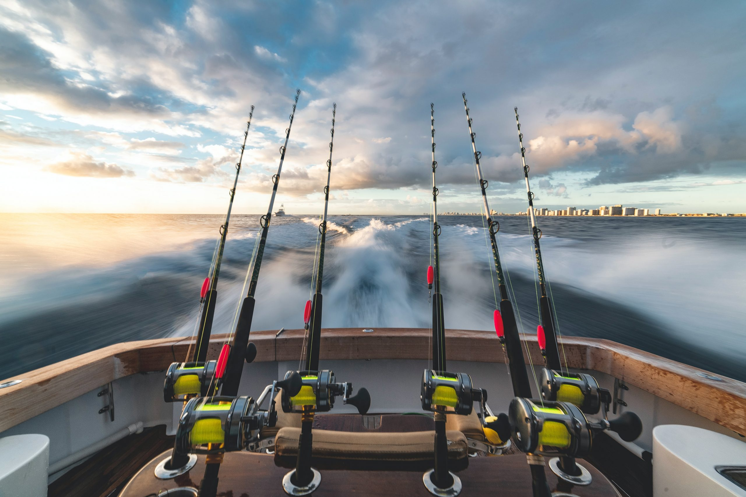 2560x1706 The 10 Best Destinations for Saltwater Fishing in the US