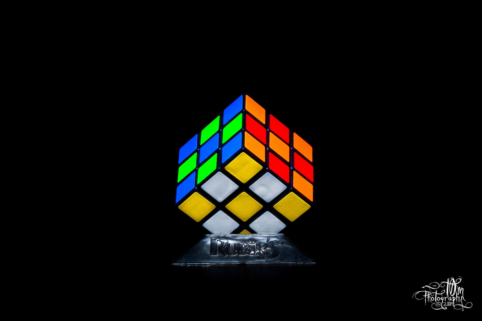 2000x1333 Rubik's Cube Wallpapers Top Free Rubik's Cube Backgrounds