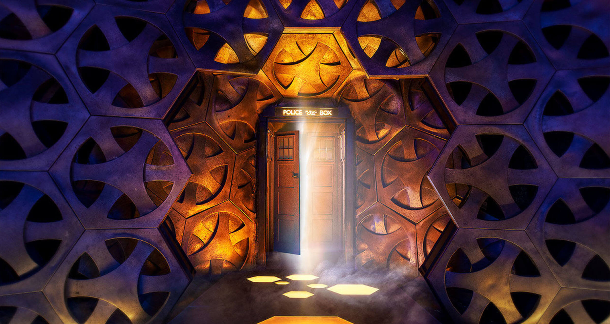2480x1318 Background TARDIS by Michael Gillett | Wallpapers | WallpaperHub