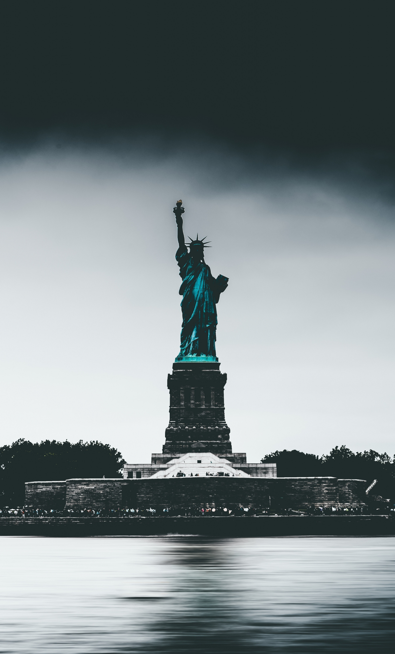 1280x2120 Download statue of liberty, city, new york wallpaper, iphone 6 plus, hd image, background, 10391